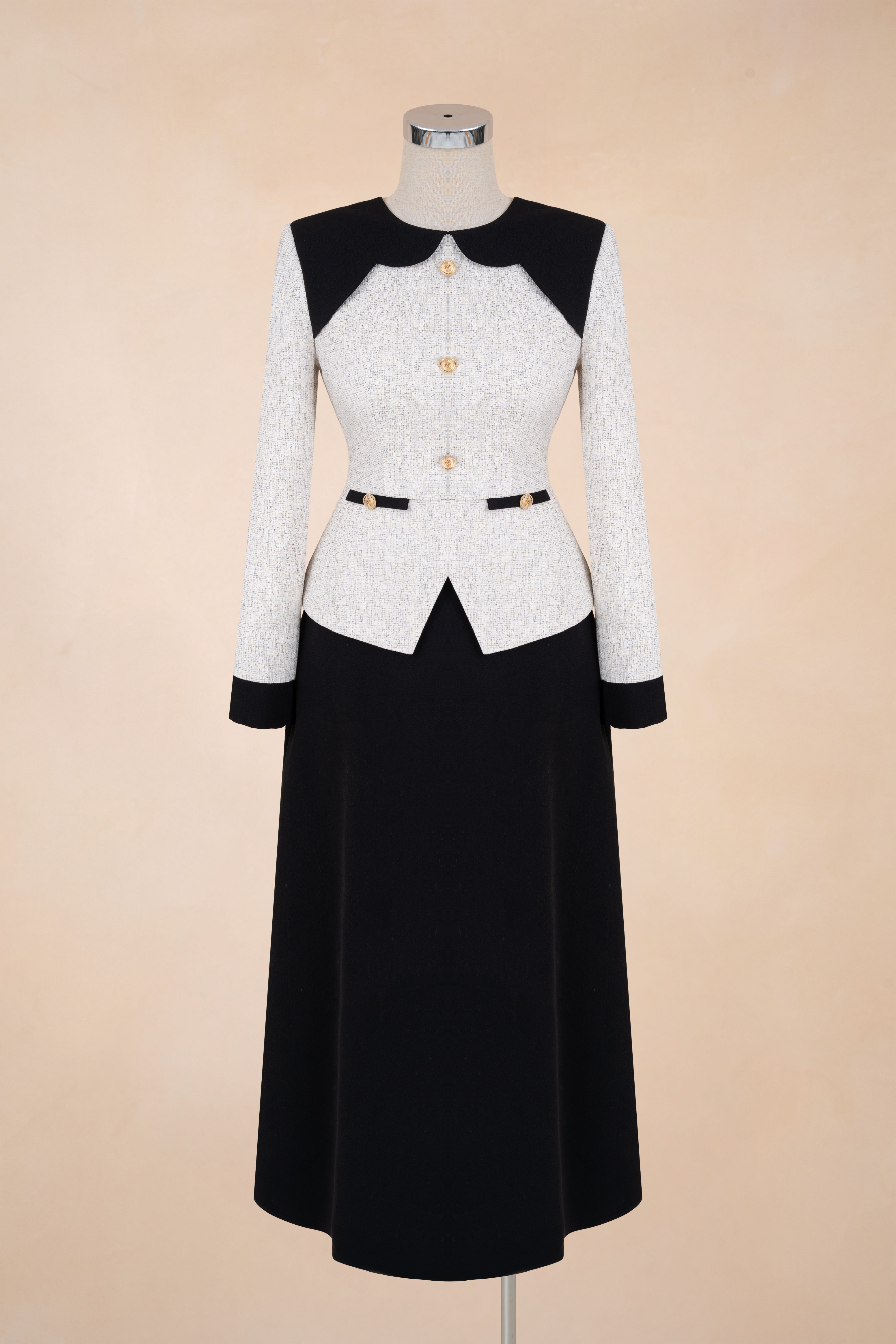 Đầm Chữ A Cúc Phối Đen