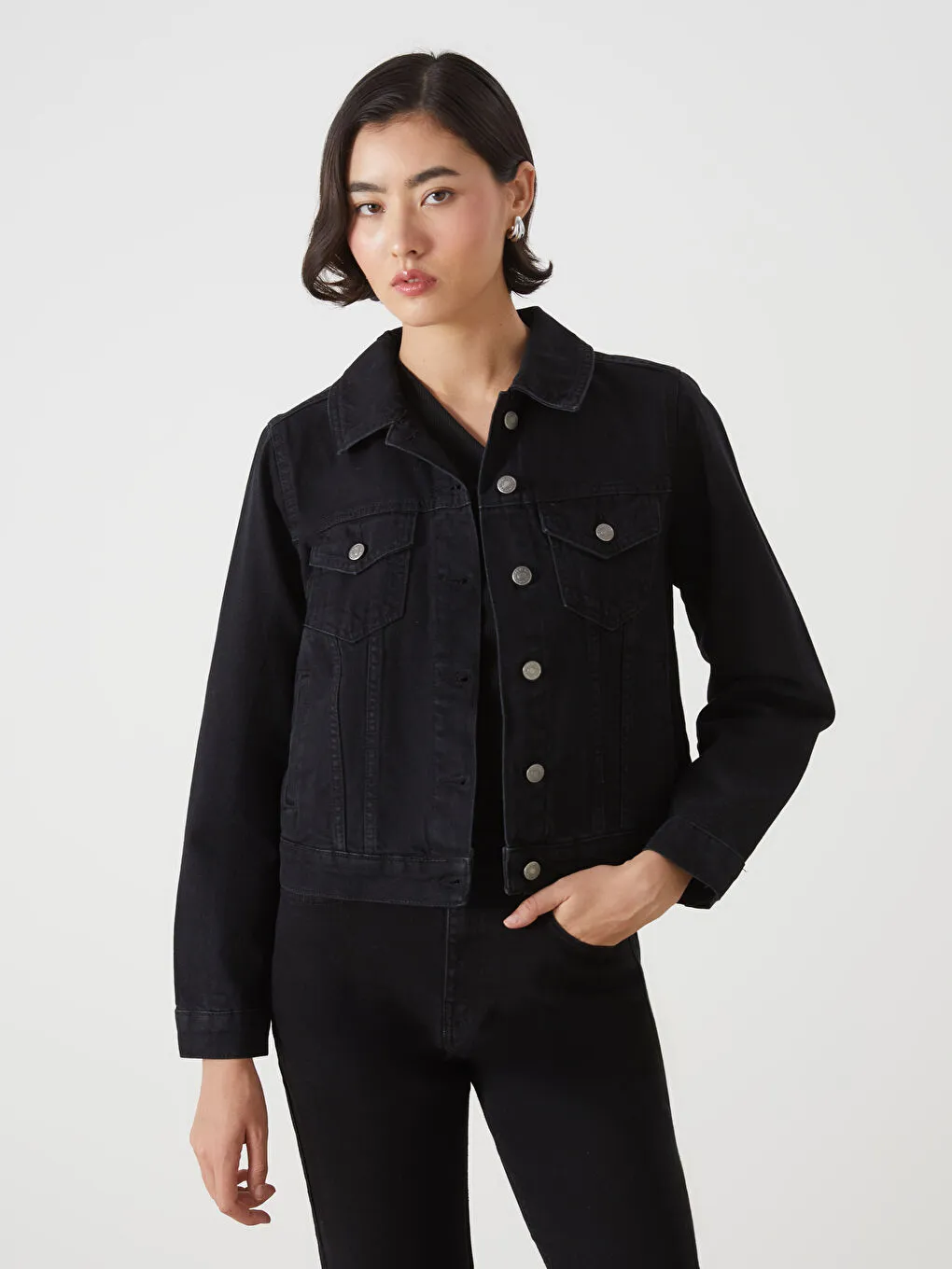 AK167 ÁO KHOÁC JEANS ĐEN_thumbnail_1