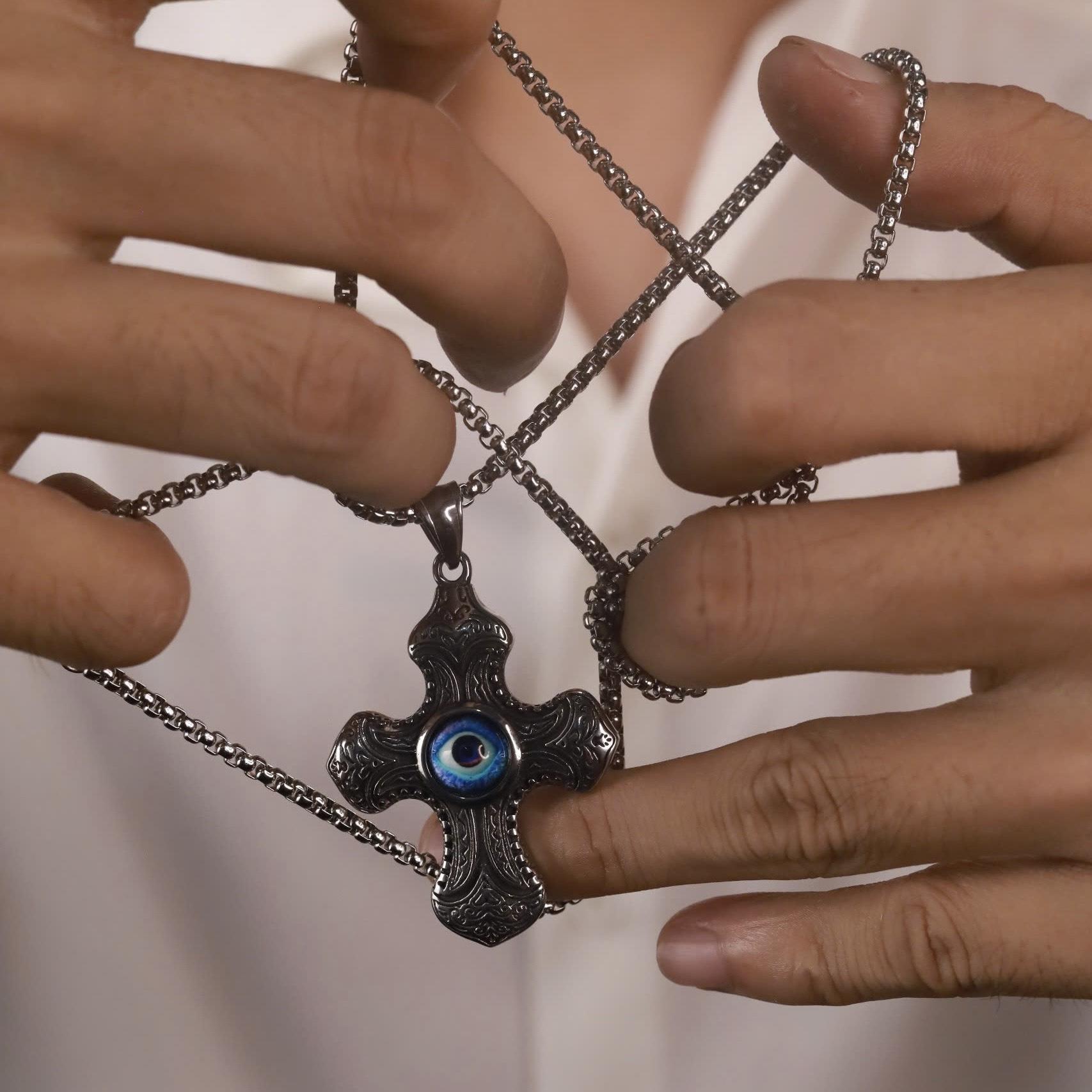 Vòng cổ titan chữ thập mắt xanh_thumbnail_2