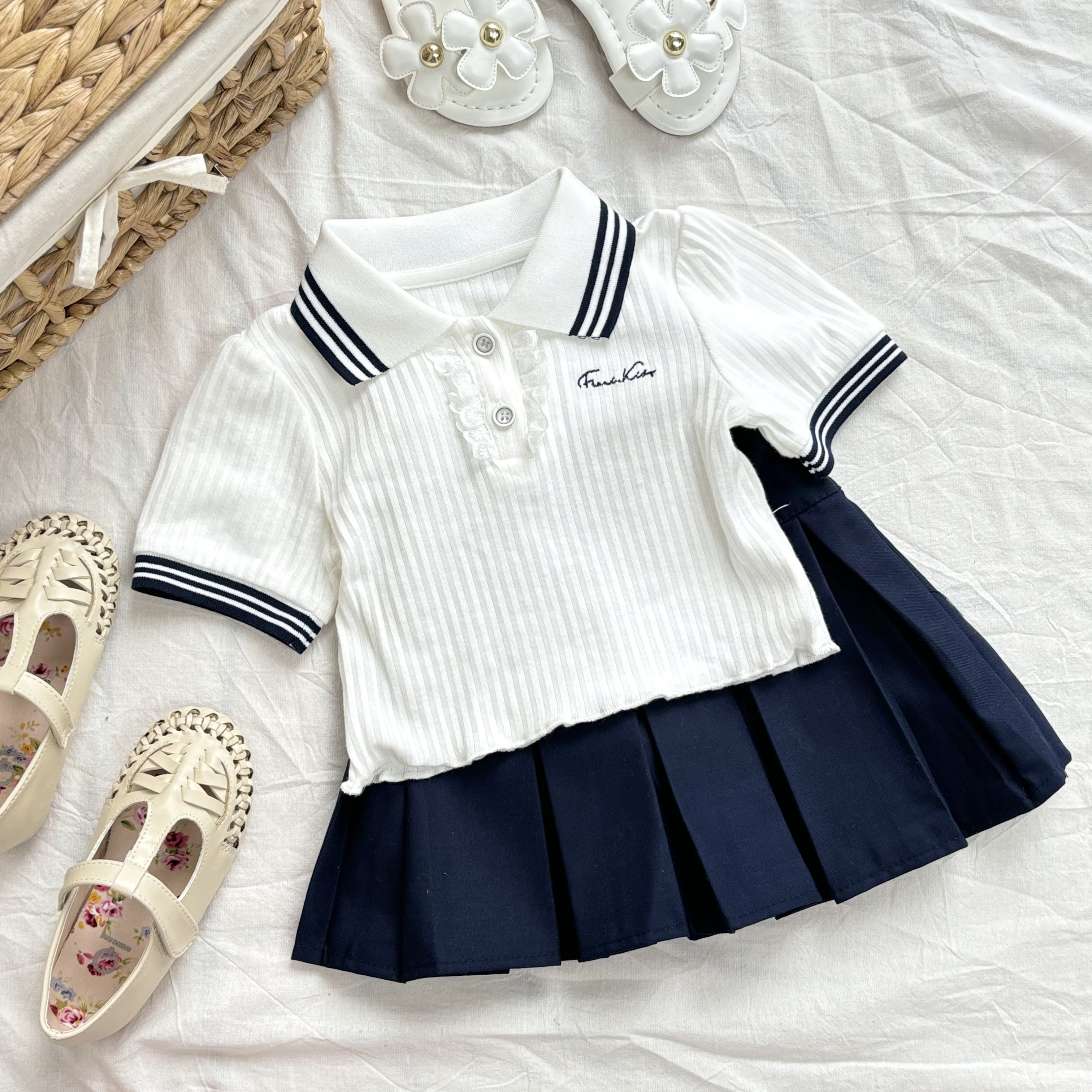 (A12) Áo thun cổ Polo kẻ xanh than siêu yêu cho bé gái mẫu hè 2025_thumbnail_1