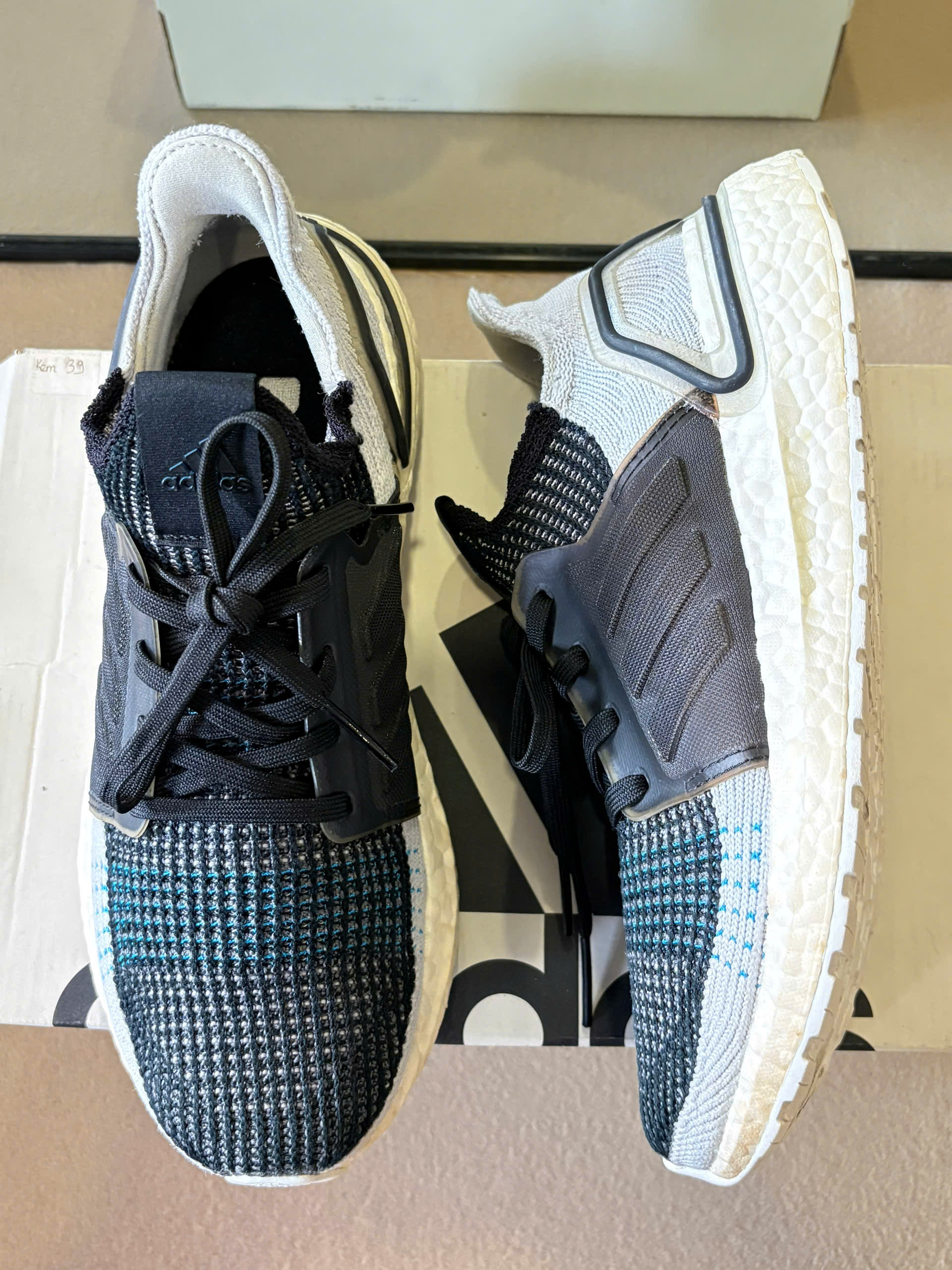 Adidas Ultraboost 19 Core Black F35242