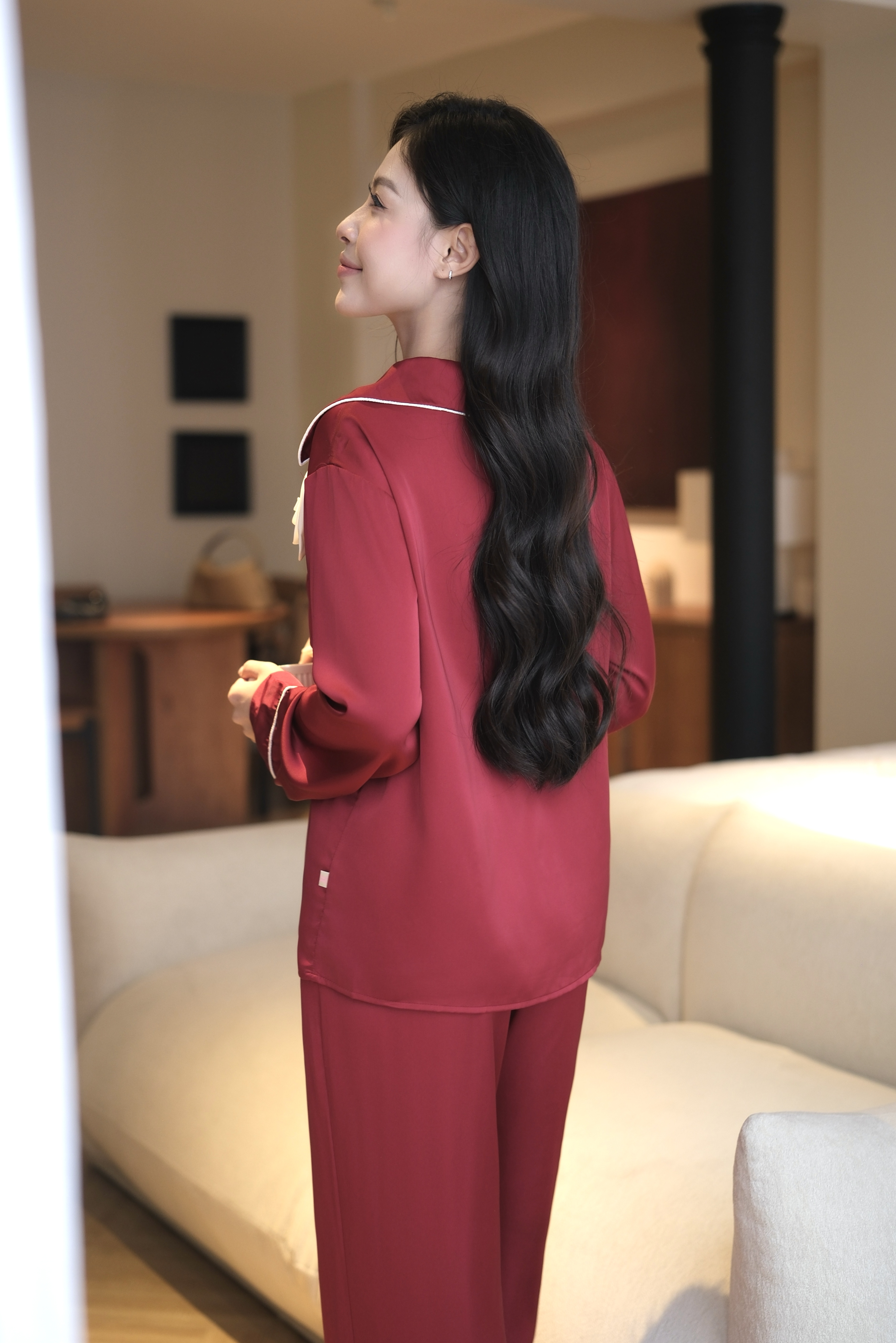 Bộ lụa áo dài tay, quần dài BN608_thumbnail_4