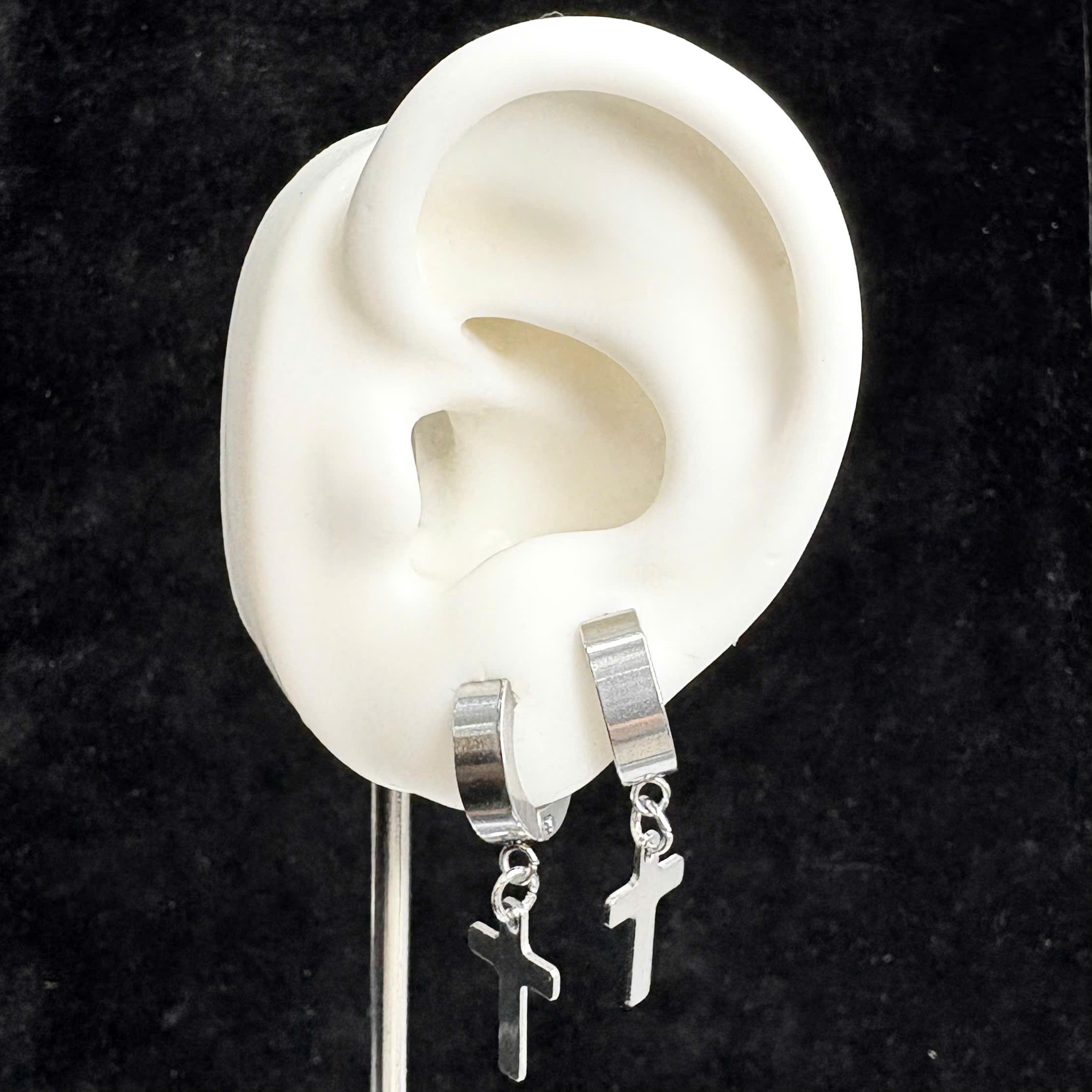 khuyên vòng kiểu thánh giá vuông cạnh