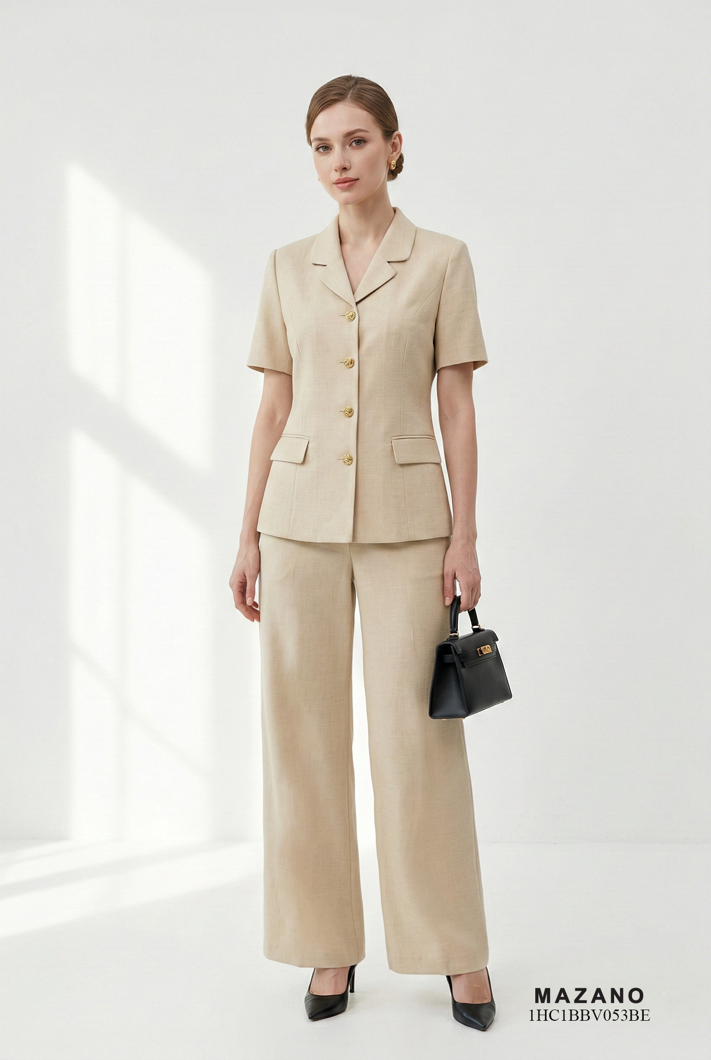 Bộ vest áo và quần vải linen màu be cổ vest cách điệu tay ngắn thiết kế MAZANO