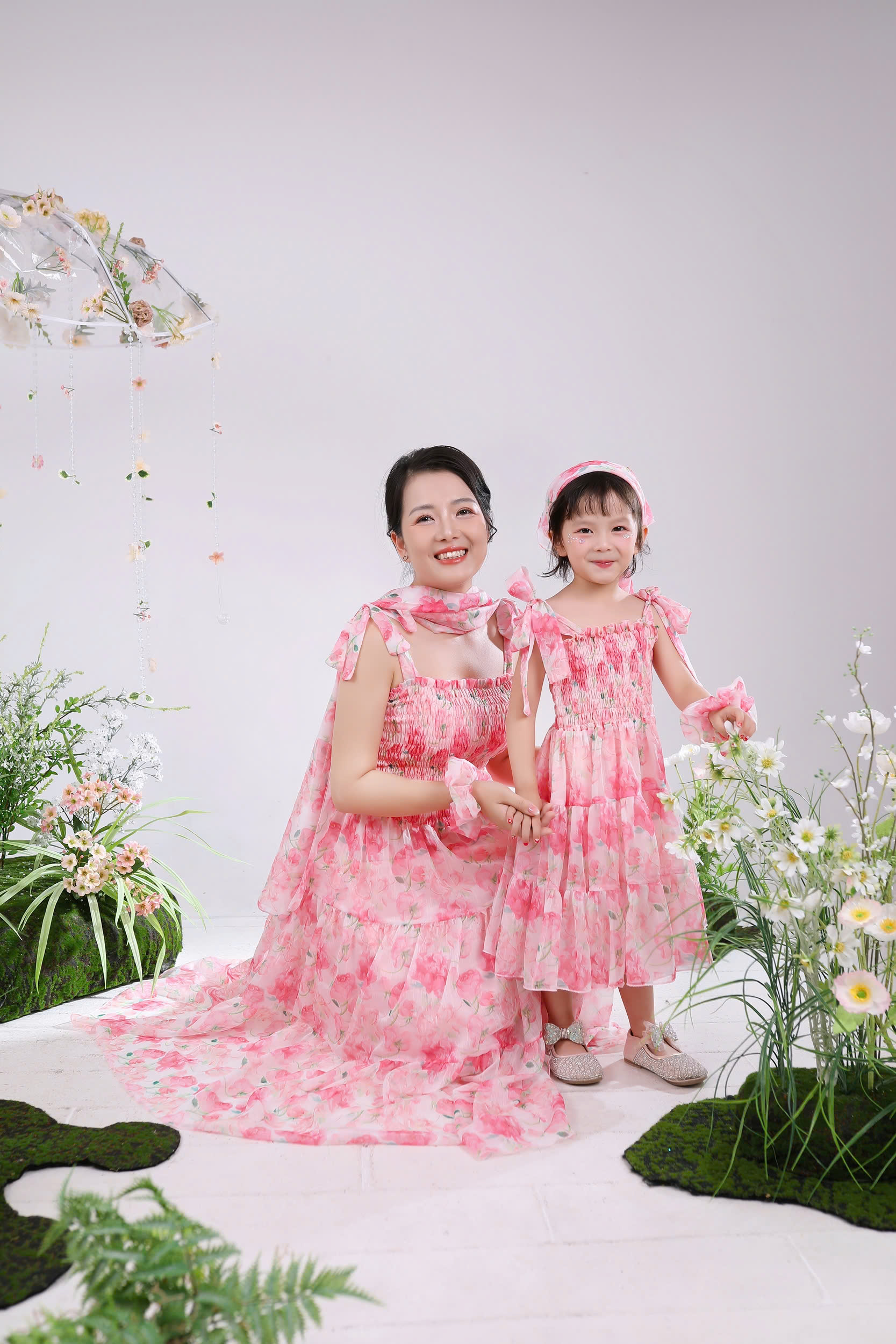 Váy Cao Cấp Mẹ và Bé Hai Dây Baby_thumbnail_3