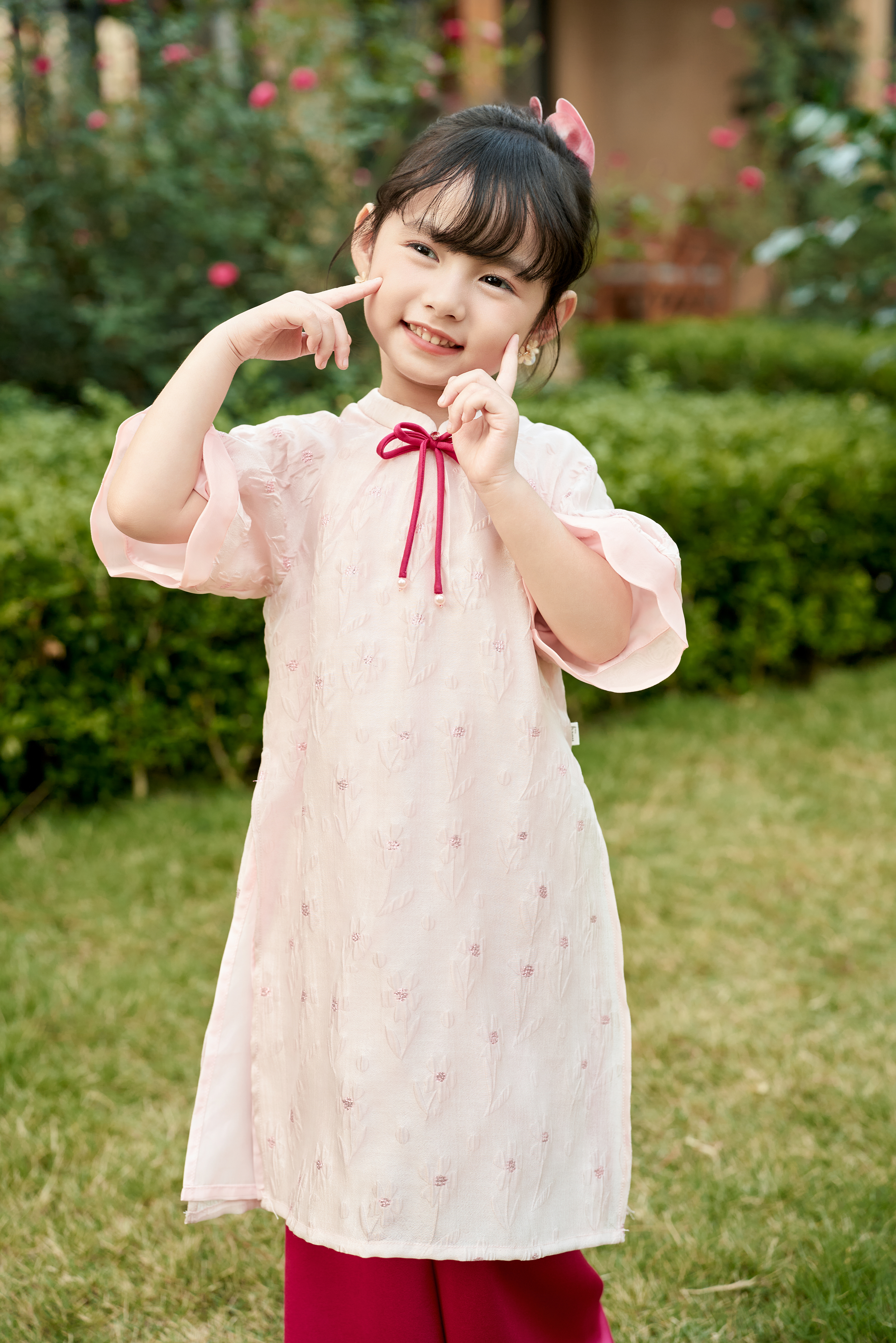 Áo dài Cát Tiên_thumbnail_1