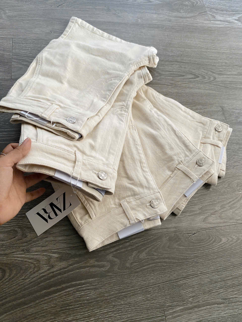 SALE Q965 QUẦN SHORT KEM_thumbnail_29