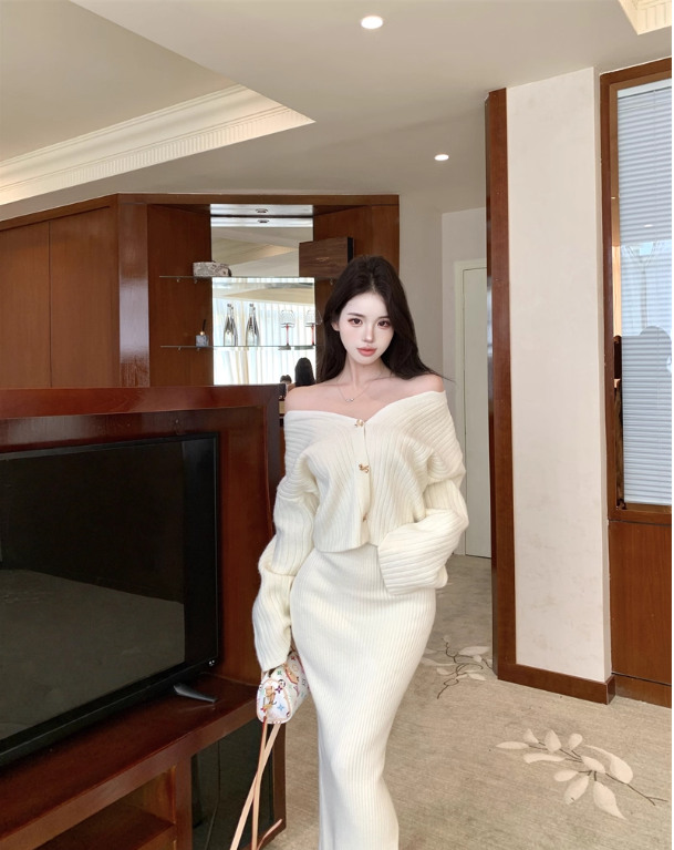 Set Len Gân Dài – Cardigan Trễ Vai Thanh Lịch