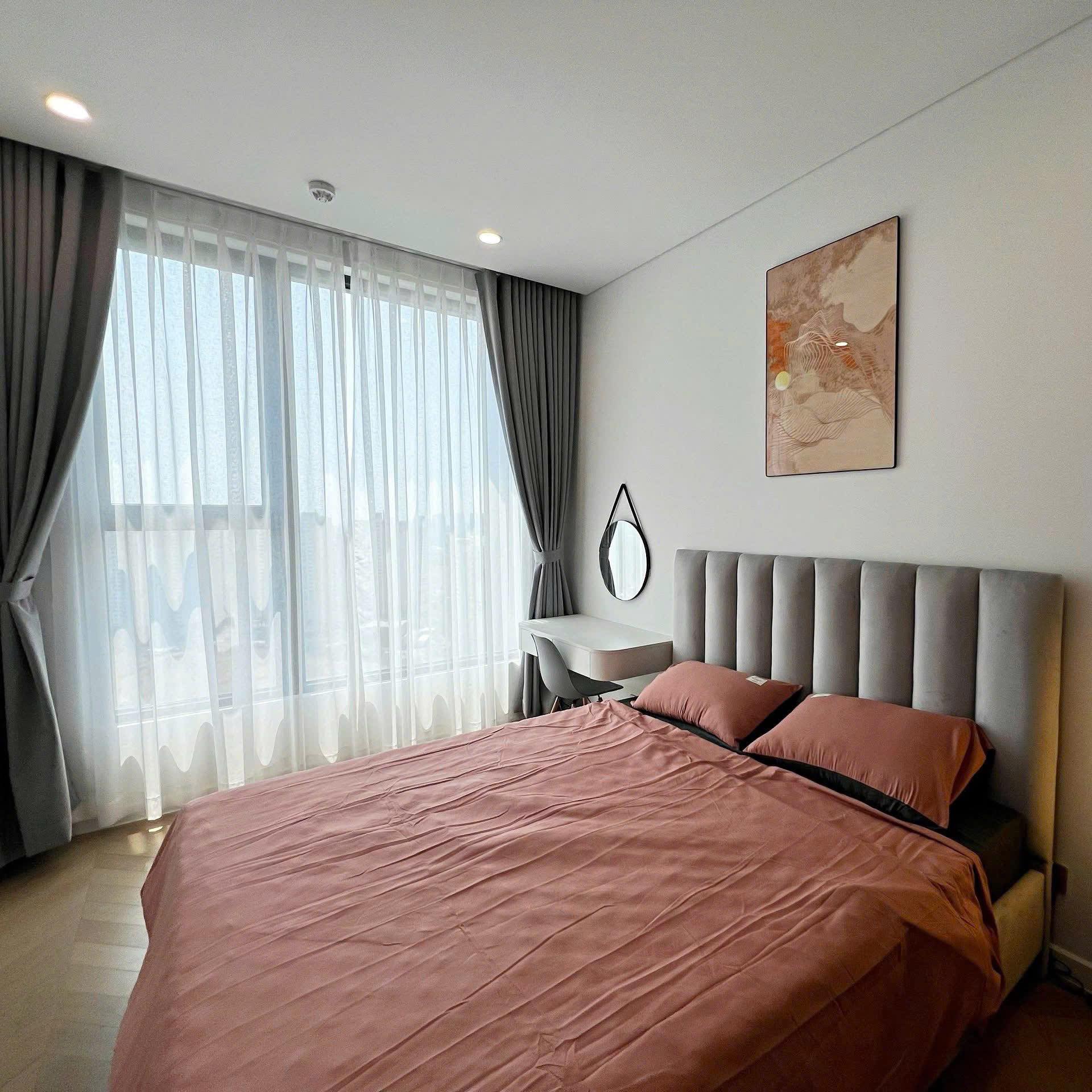 Cho thuê nhanh căn hộ 2 phòng ngủ view Xa lộ Hà Nội, nội thất đẹp_thumbnail_1