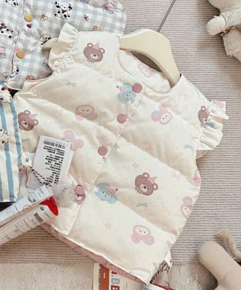 (M143) Áo khoác gile lông vũ họa tiết gấu