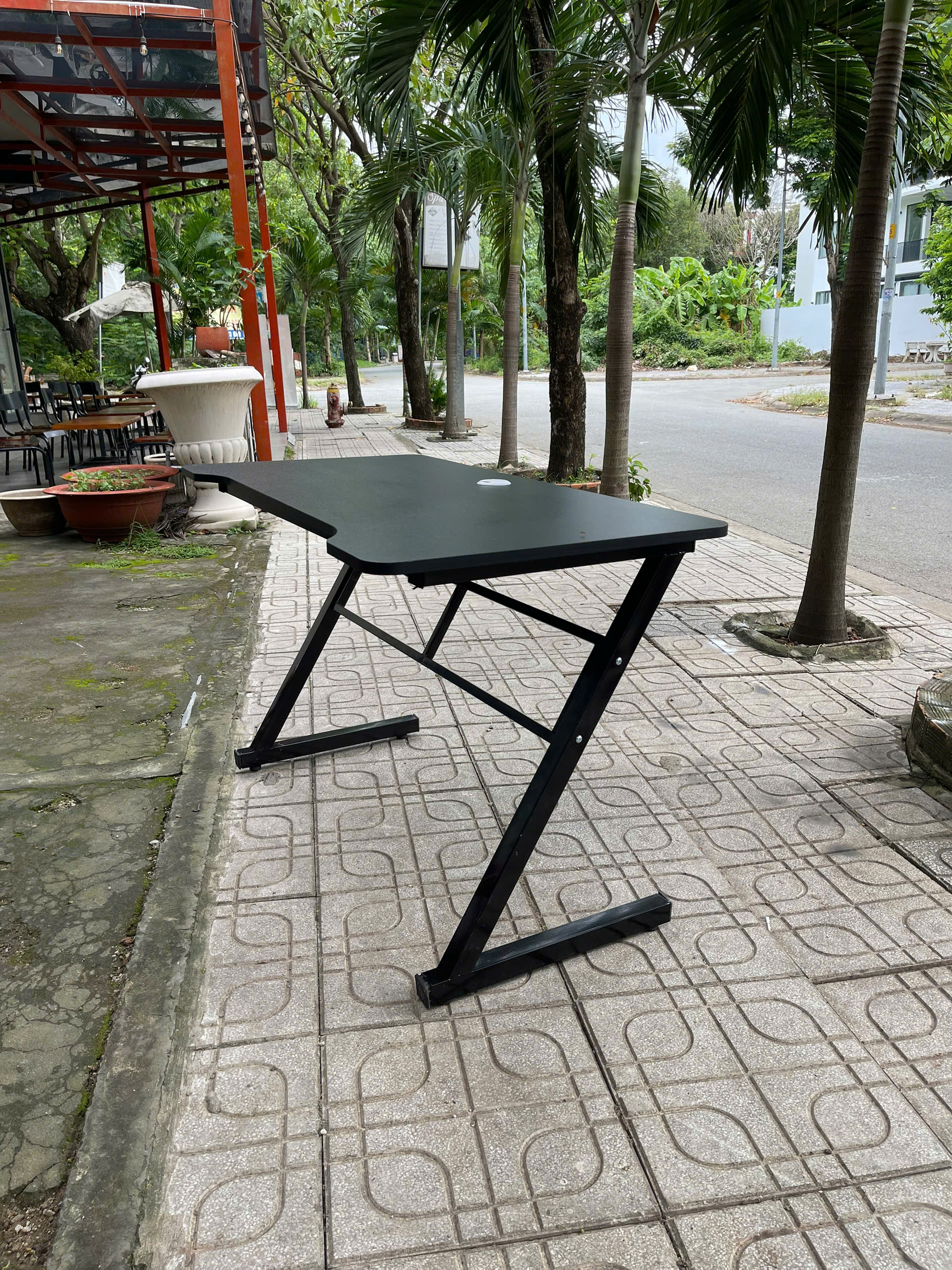 Bàn Gaming Chân U K Z – Mặt Uốn Cong Hiện Đại, Lắp Ráp Dễ Dàng, Bền Chắc, Mang Lại Cảm Hứng Làm Việc Và Học Tập_thumbnail_18