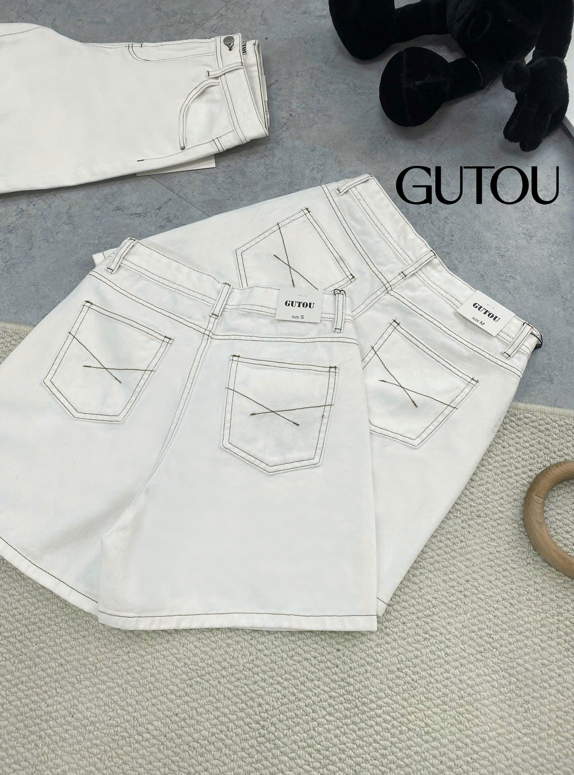 [ GUTOU ] Quần Jean Basic Fit Short_thumbnail_4