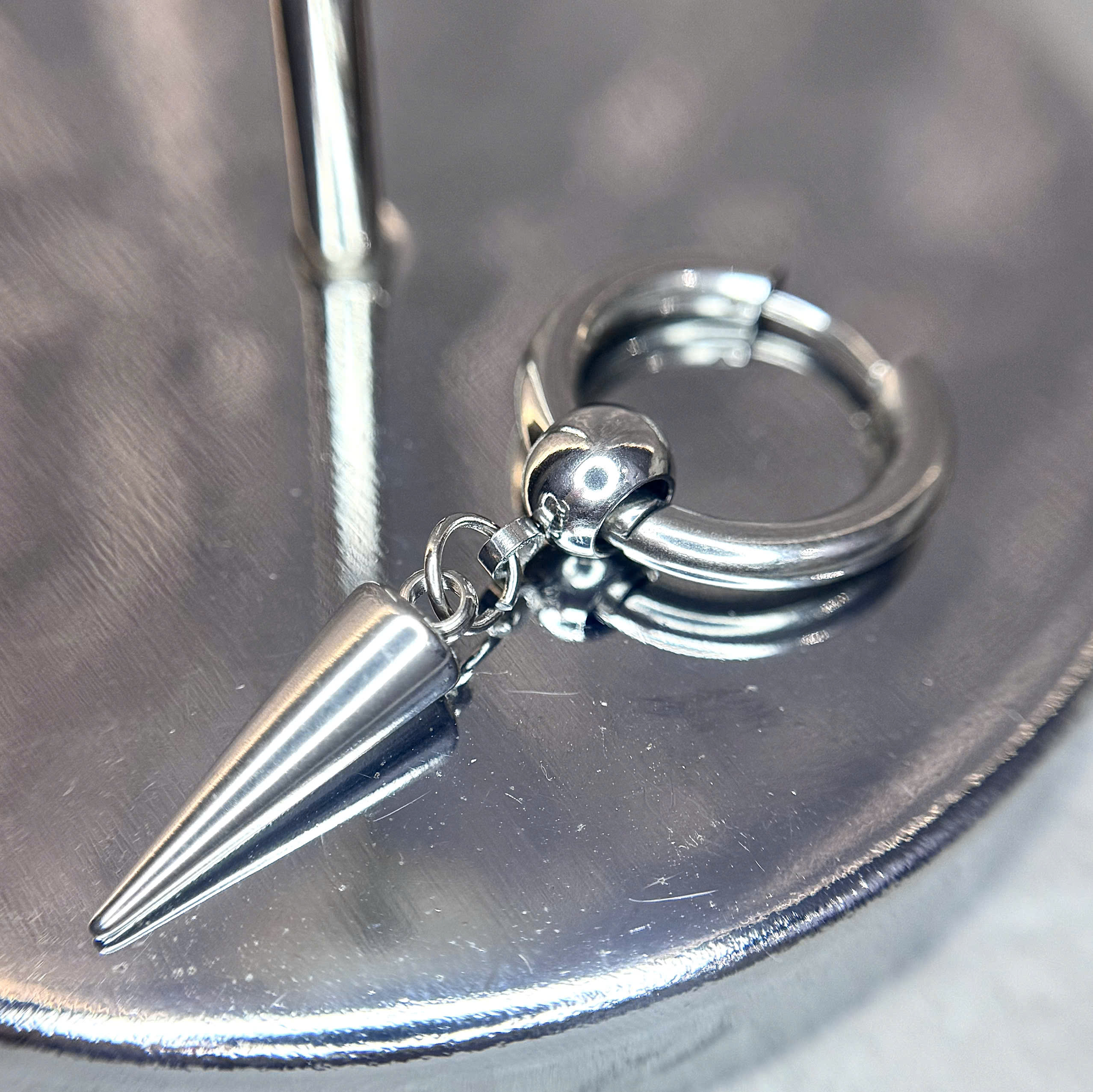 khuyên vòng kiểu rơi đinh nhọn size 12_thumbnail_2