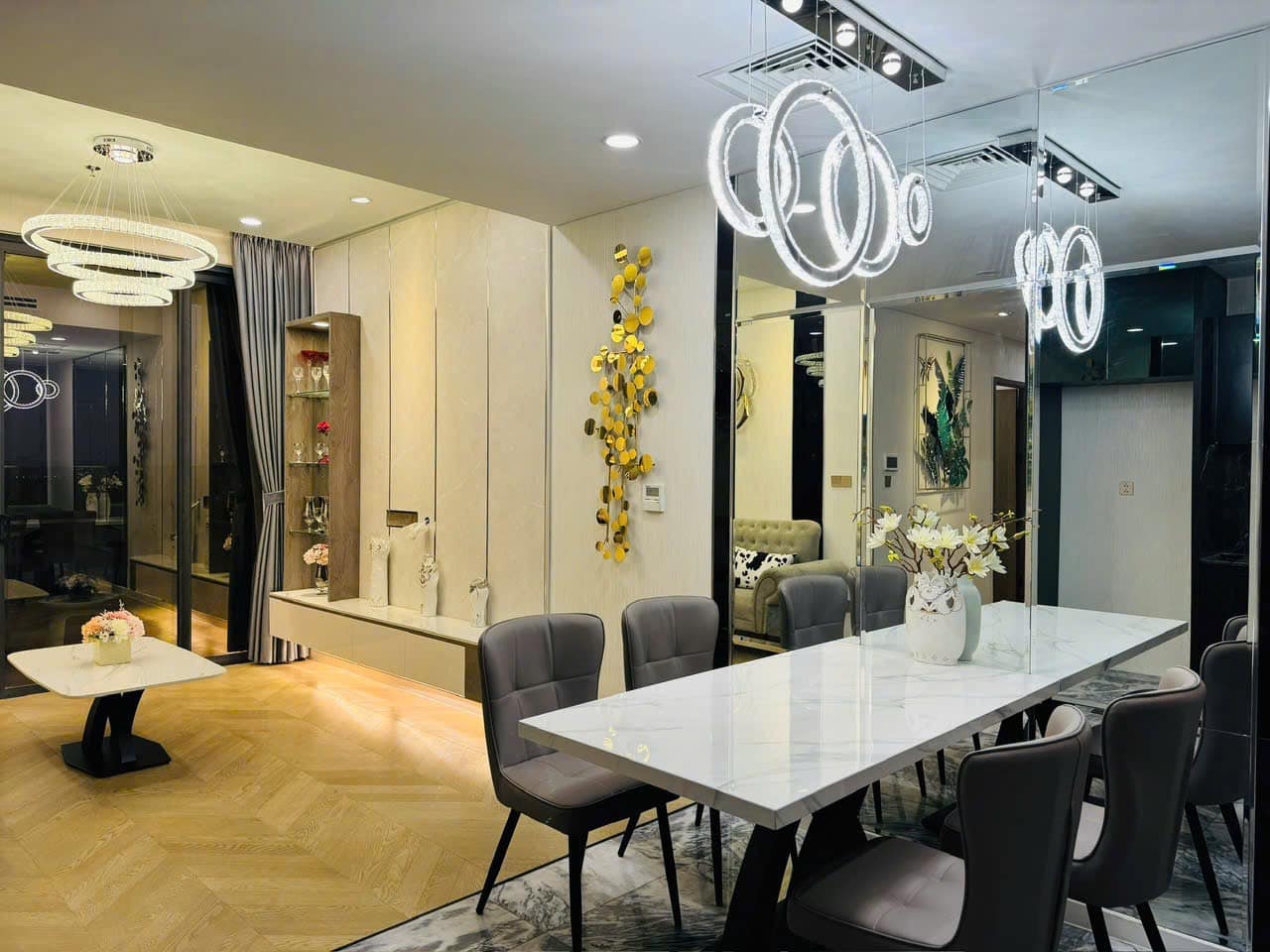 Deal Hot - Update list căn thuê 2PN view lung linh, hổ trợ xem nhà 24/7_thumbnail_2