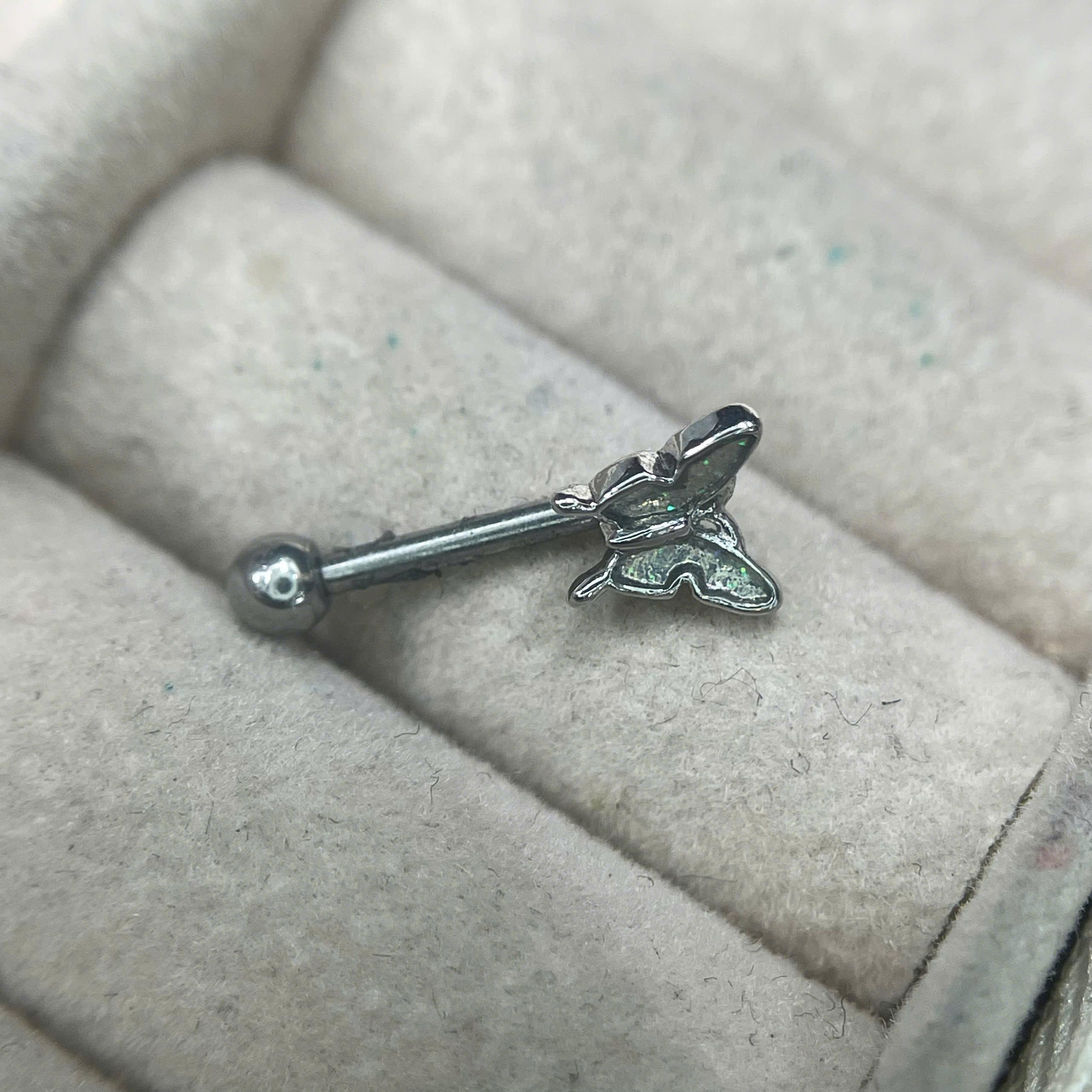 khuyên kiểu vertical con bướm trắng bạc xanh bốn cánh viền bạc_thumbnail_2