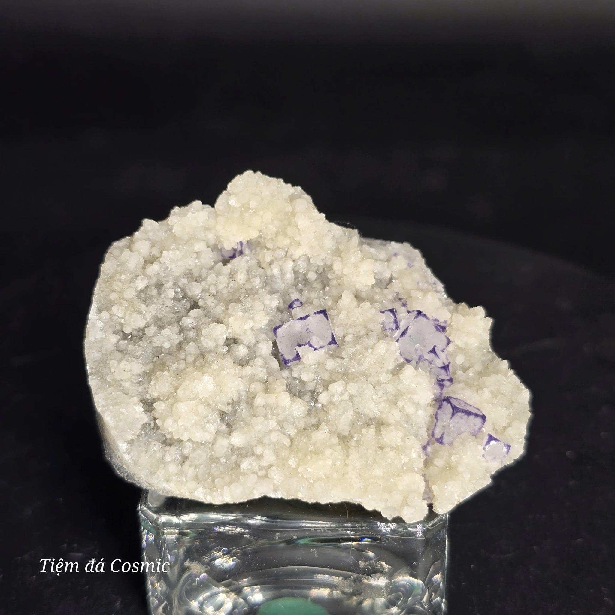 Tinh thể QR Code Fluorite trên nền thạch anh_thumbnail_5