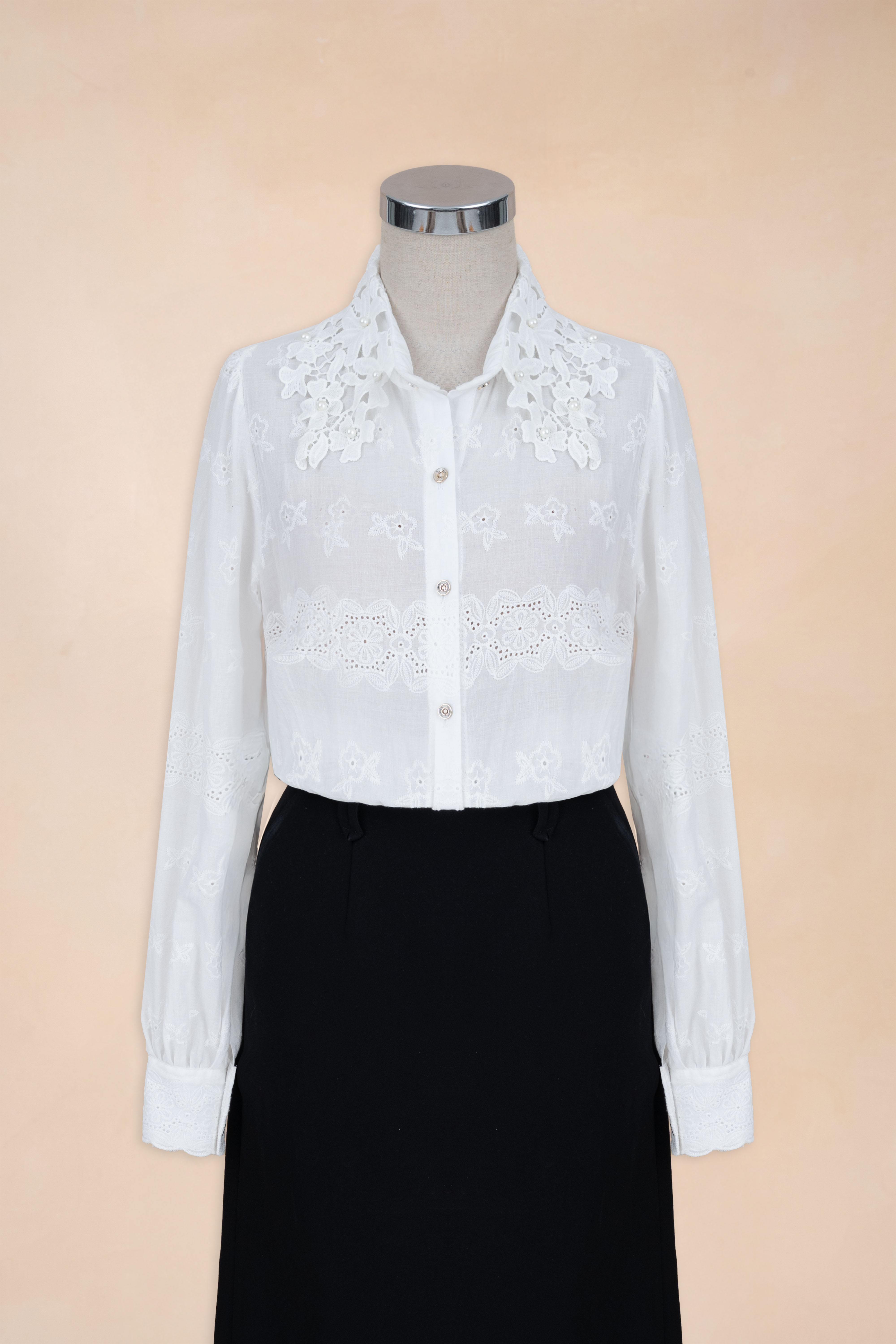 Sơ Mi Cổ Phối Hoa Đính Ngọc