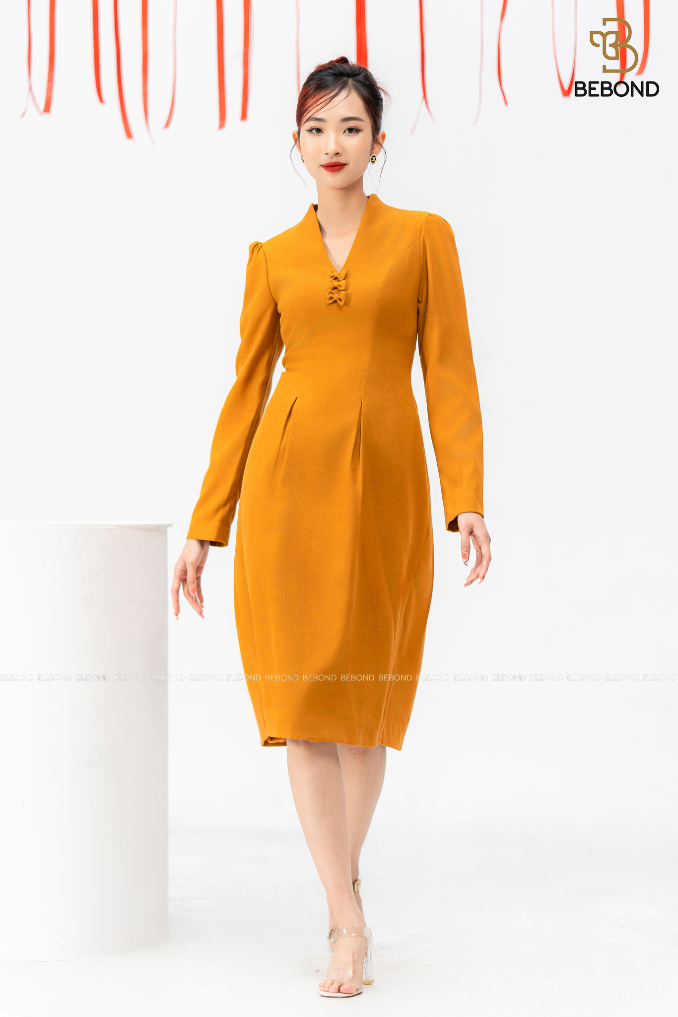 Đầm nhung tăm NÂU VÀNG- VIOLET