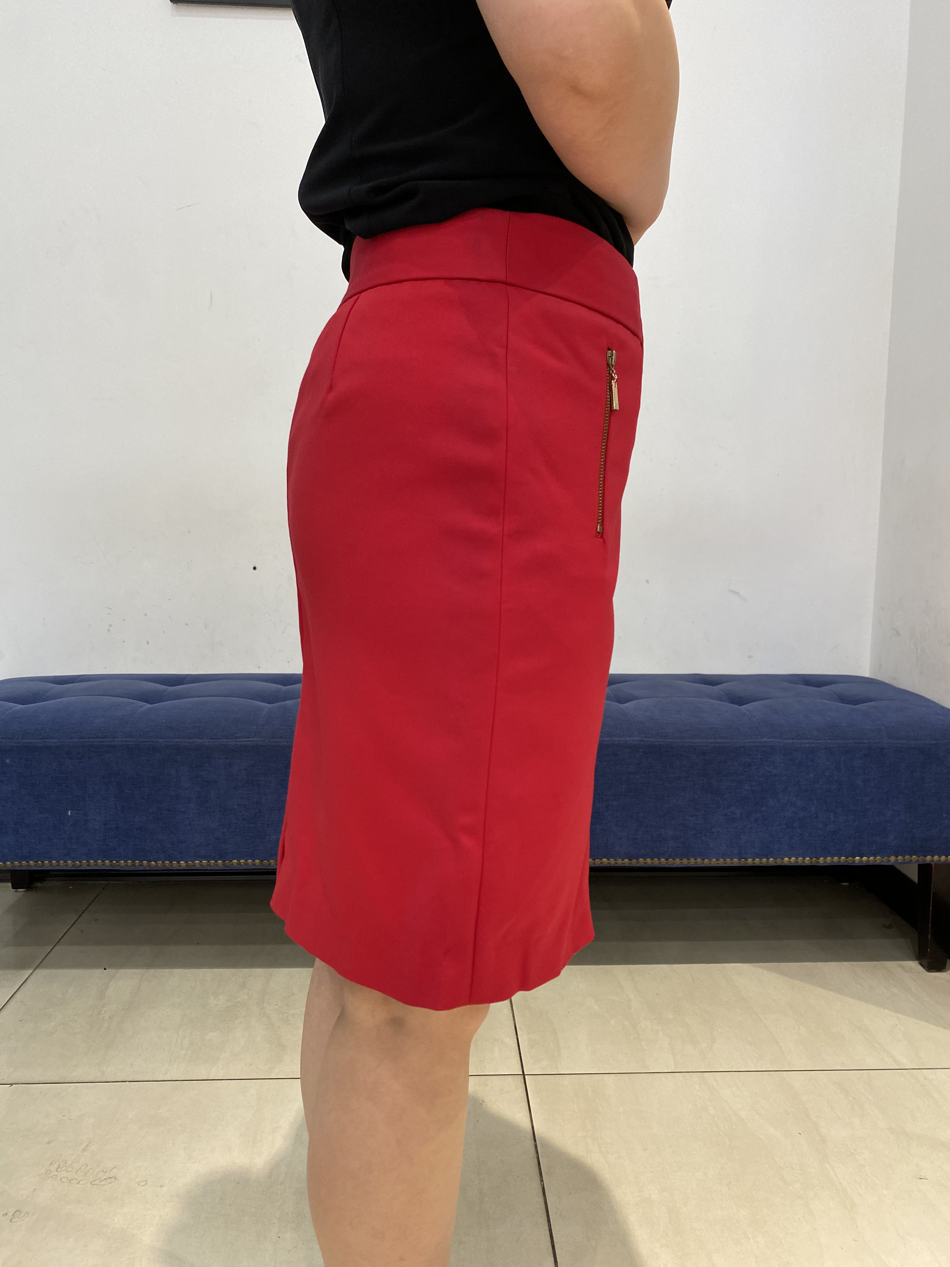 Chân váy Juyp vải Tuytxi len màu đỏ khóa đồng