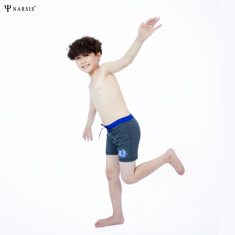 QUẦN BƠI BÉ TRAI GHI-XANH IN HÌNH DỄ THƯƠNG KQ23002 NARSIS CHẤT LIỆU THOÁNG MÁT, DỄ CHỊU, THOẢI M..._thumbnail_0