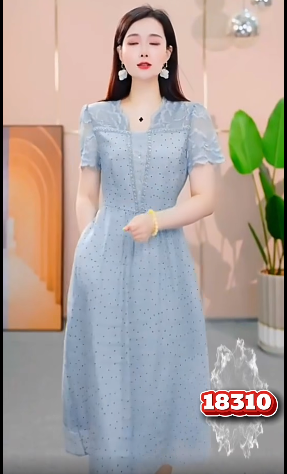 18310-Đầm xòe bi xanh vai phối ren, ngực viền ren cách điệu ( voan, lót)