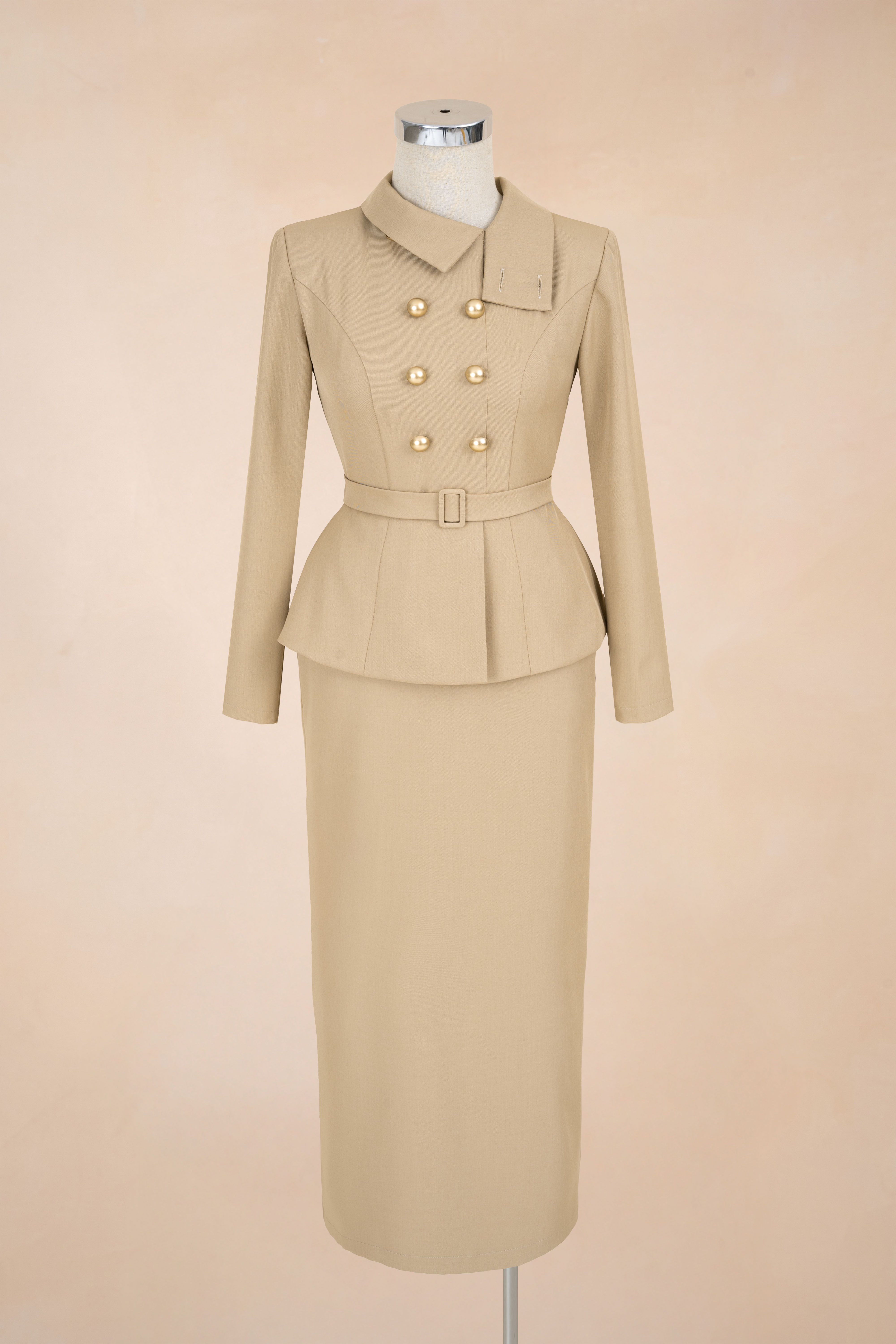 Đầm Bút Chì Cúc Đồng Tay Dài