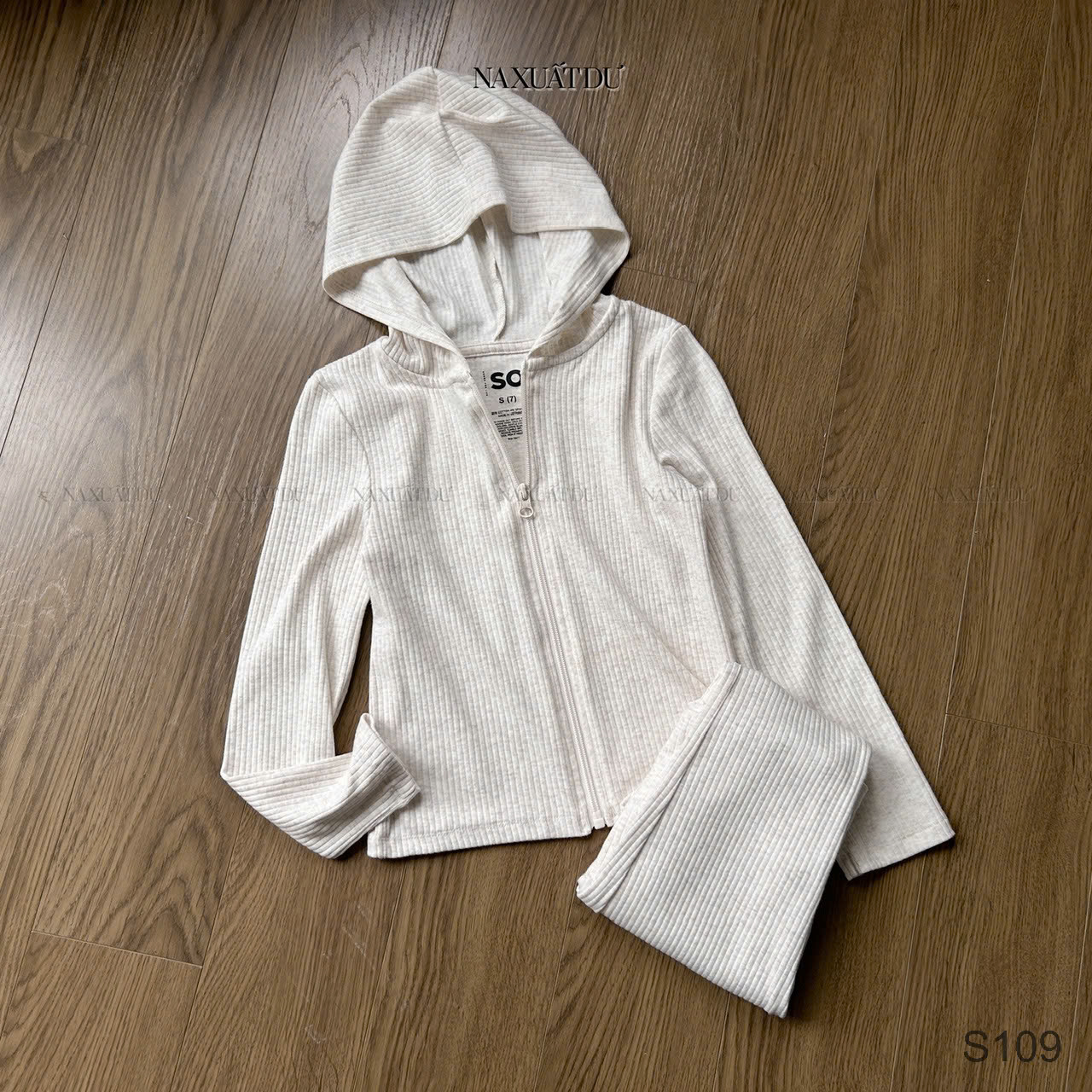 Set trắng - S109_thumbnail_3