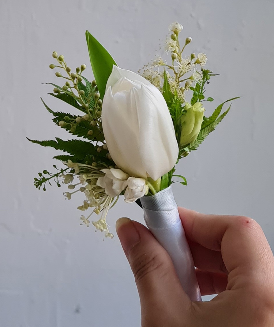 Cài áo chú rể - hoa tulip_thumbnail_0