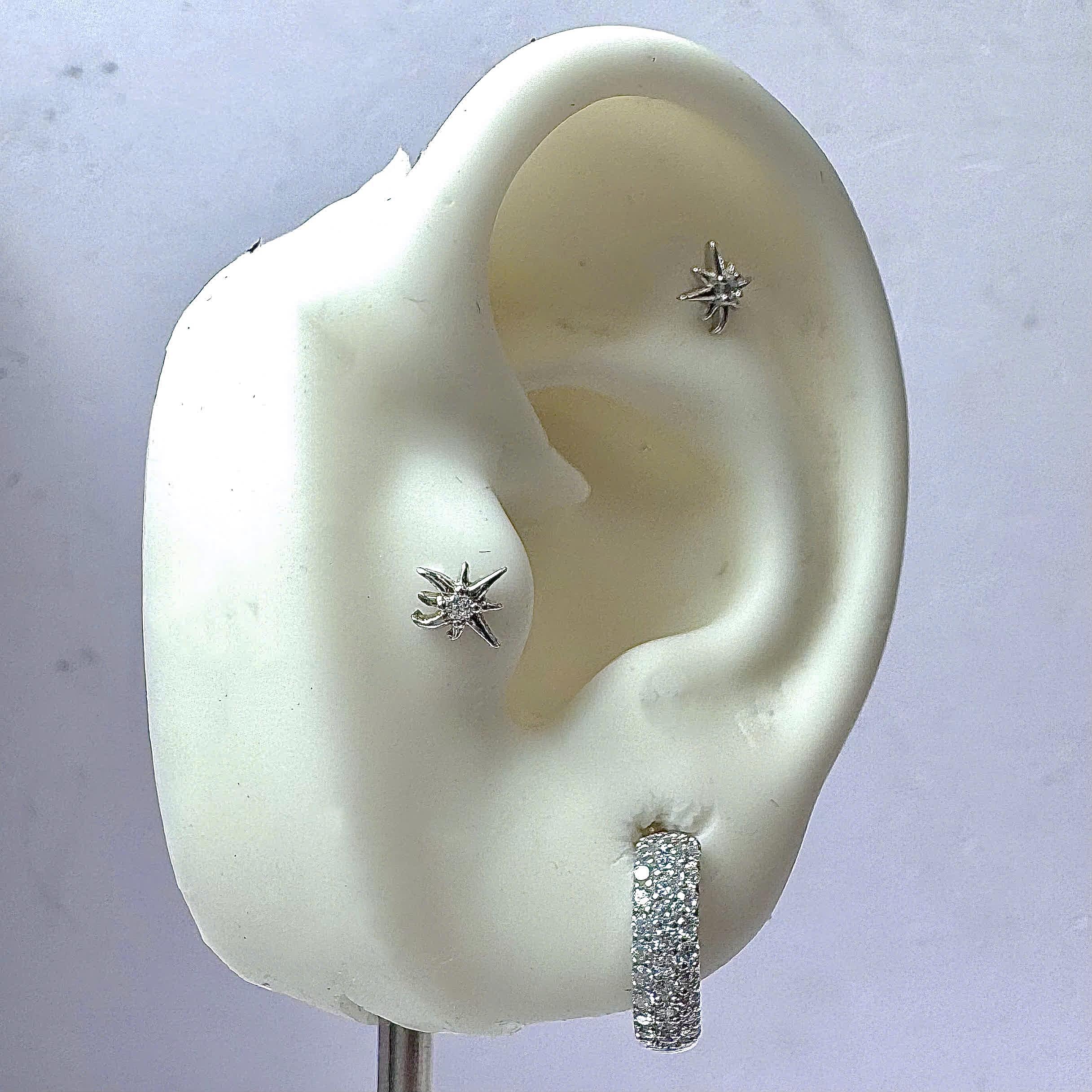 Khuyên vòng bạc xi kim 3 vòng kim cương tròn