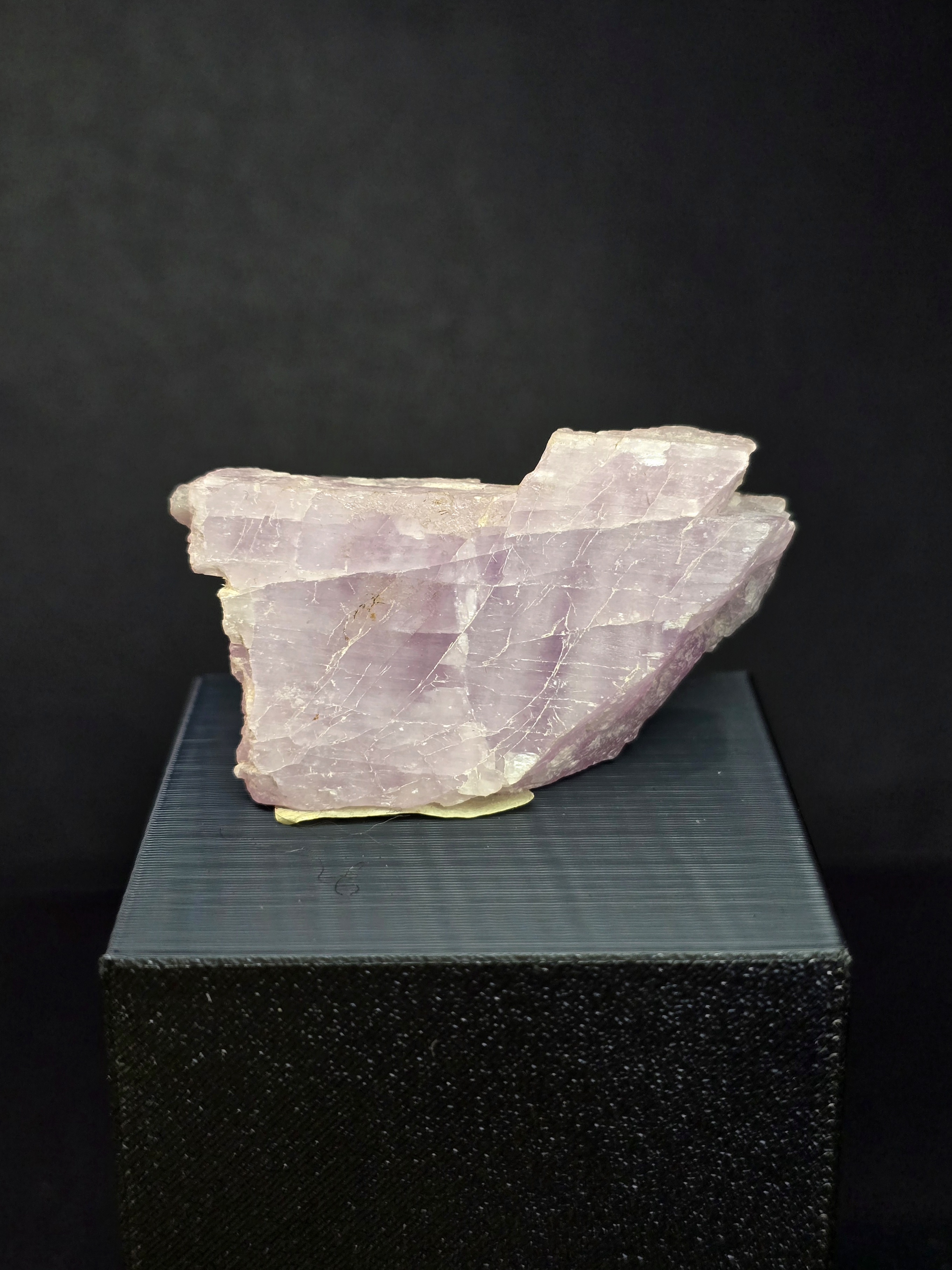 Tinh thể Kunzite Loại Thường - Brazil