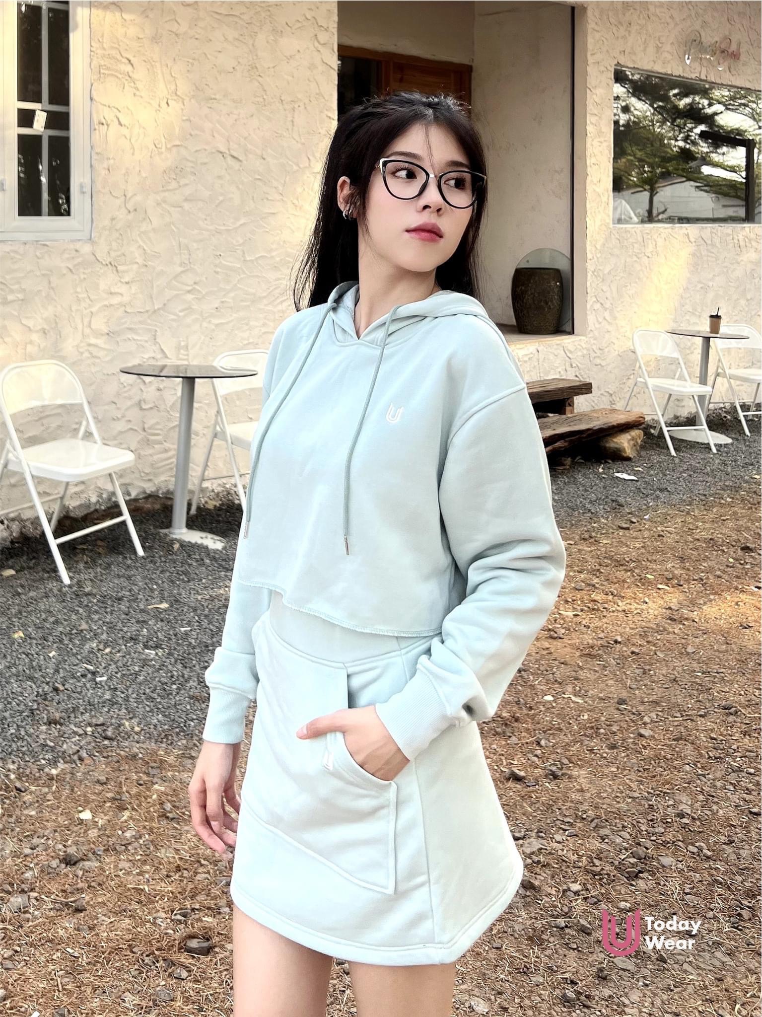 Áo Basic Hoodie Croptop_thumbnail_5