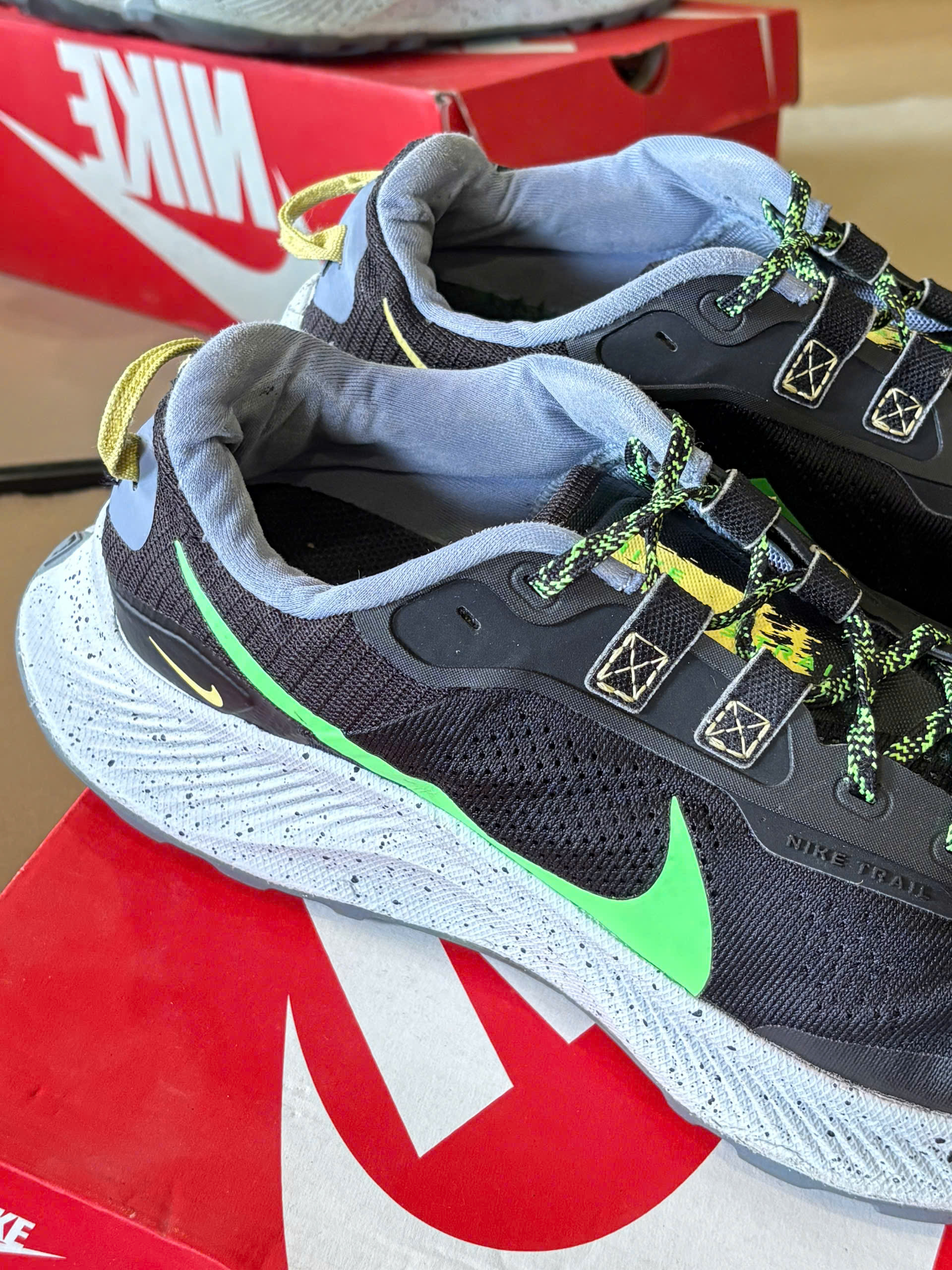 Nike Pegasus Trail 3 ‘Black Green Strike’ DA8697-004_thumbnail_4