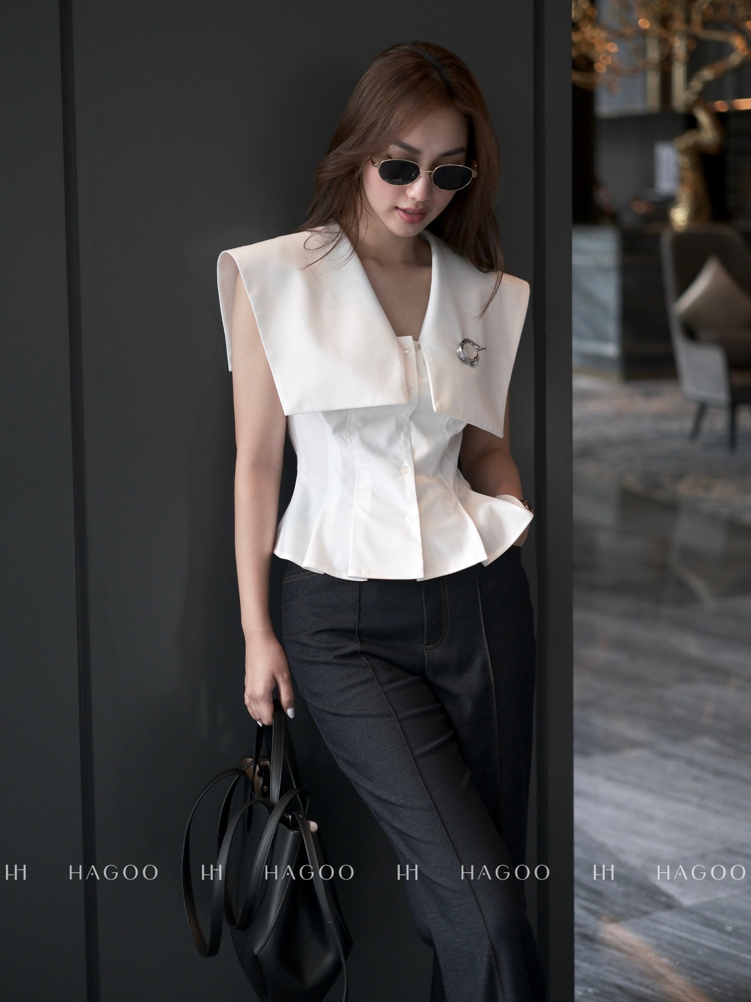 Áo sơ mi vạt cổ vuông