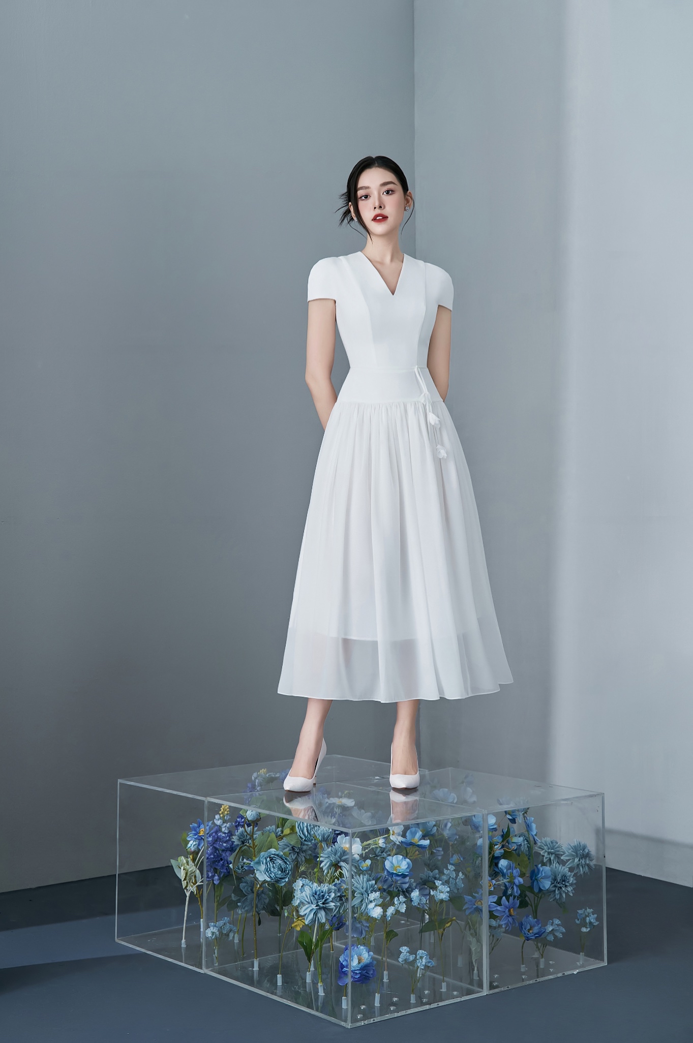 White Wendy Dress_thumbnail_2