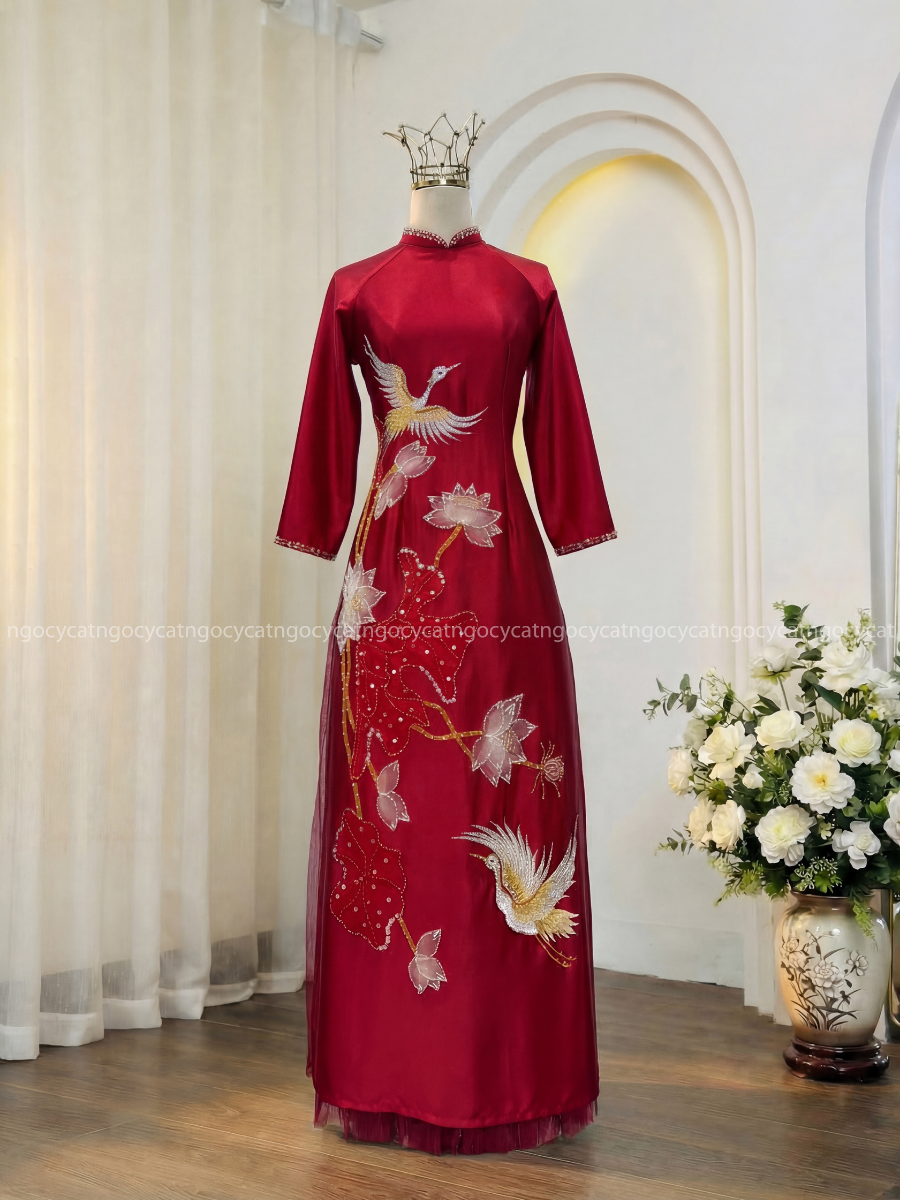 Áo Dài Bà Sui Màu Đỏ Thêu Hoa Sen Lưới Hạc Đính Cườm