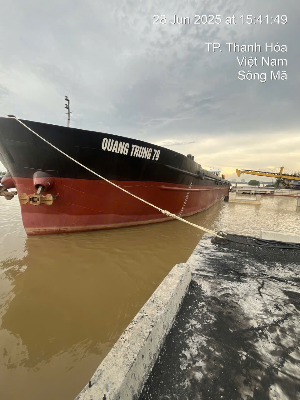 Dịch vụ tàu lai