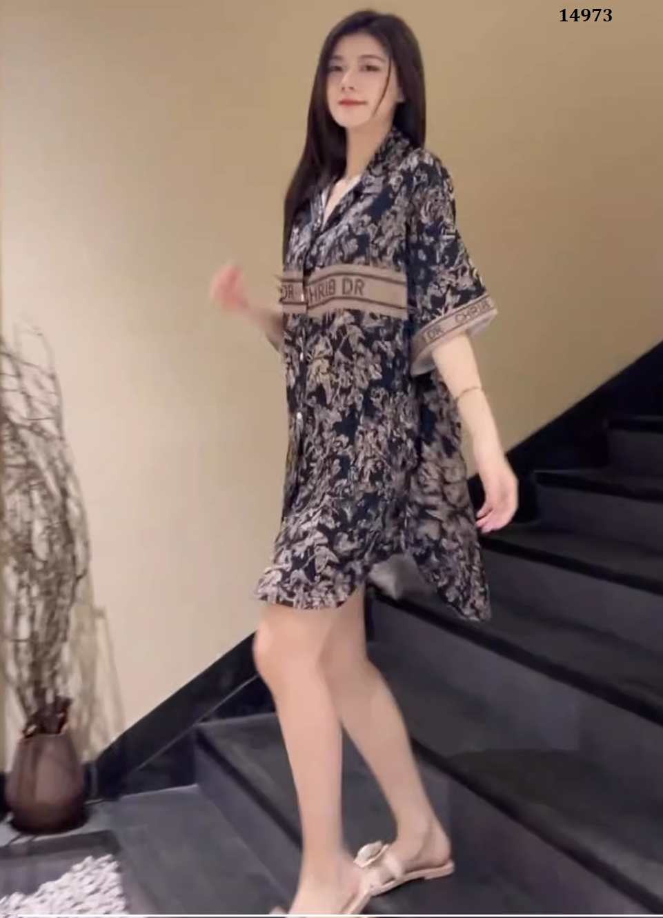 14973-Đầm lụa latin in hoa đen kèm chữ (lụa latin)_thumbnail_1