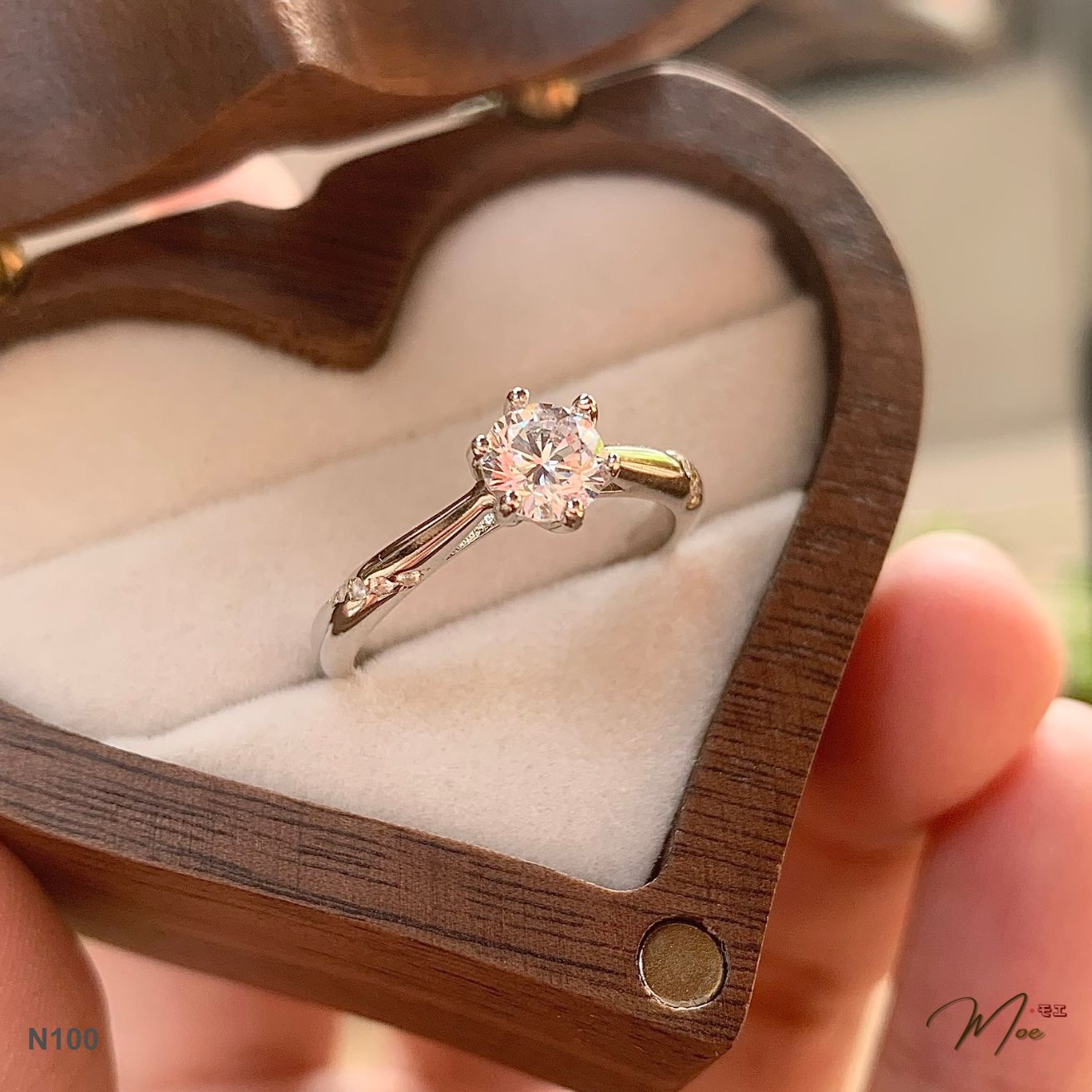 N100 - Nhẫn đá chủ viền trơn đá chéo basic_thumbnail_1