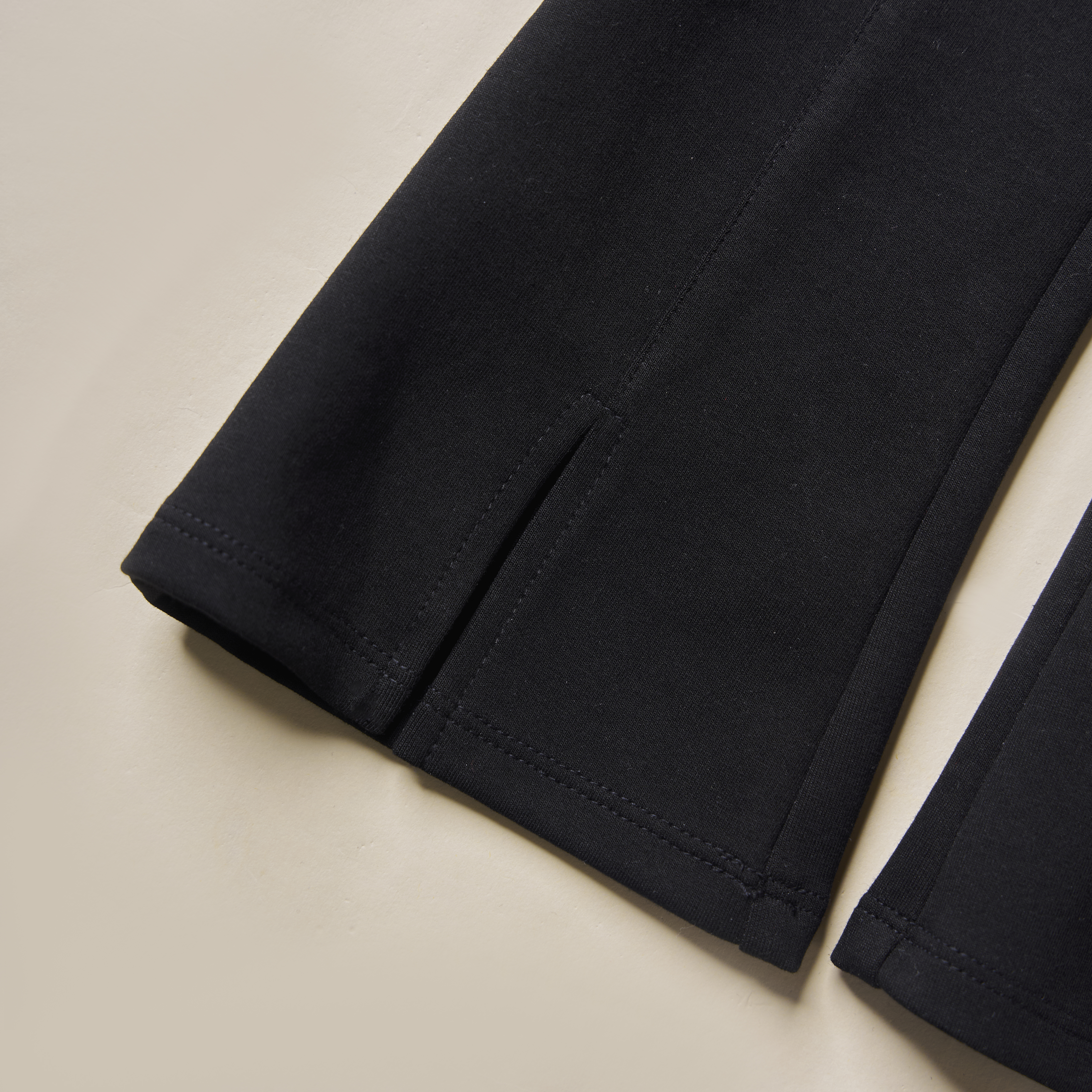 Quần nỉ ống loe xẻ gấu_thumbnail_7