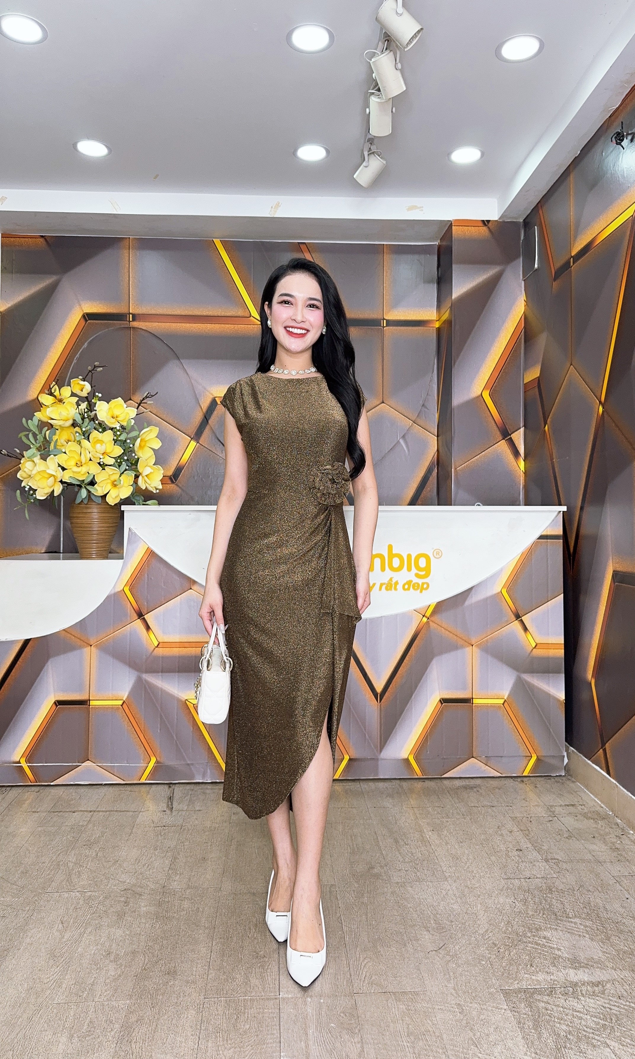 Đầm xẻ tà - Y1777 - Thương hiệu Zonbig_thumbnail_2