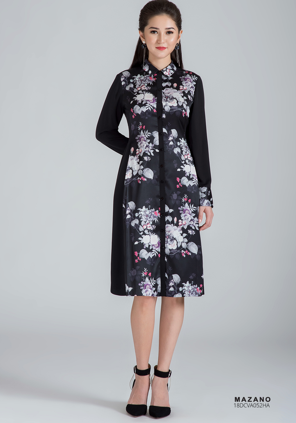 Váy sơ mi đen họa tiết tay dài