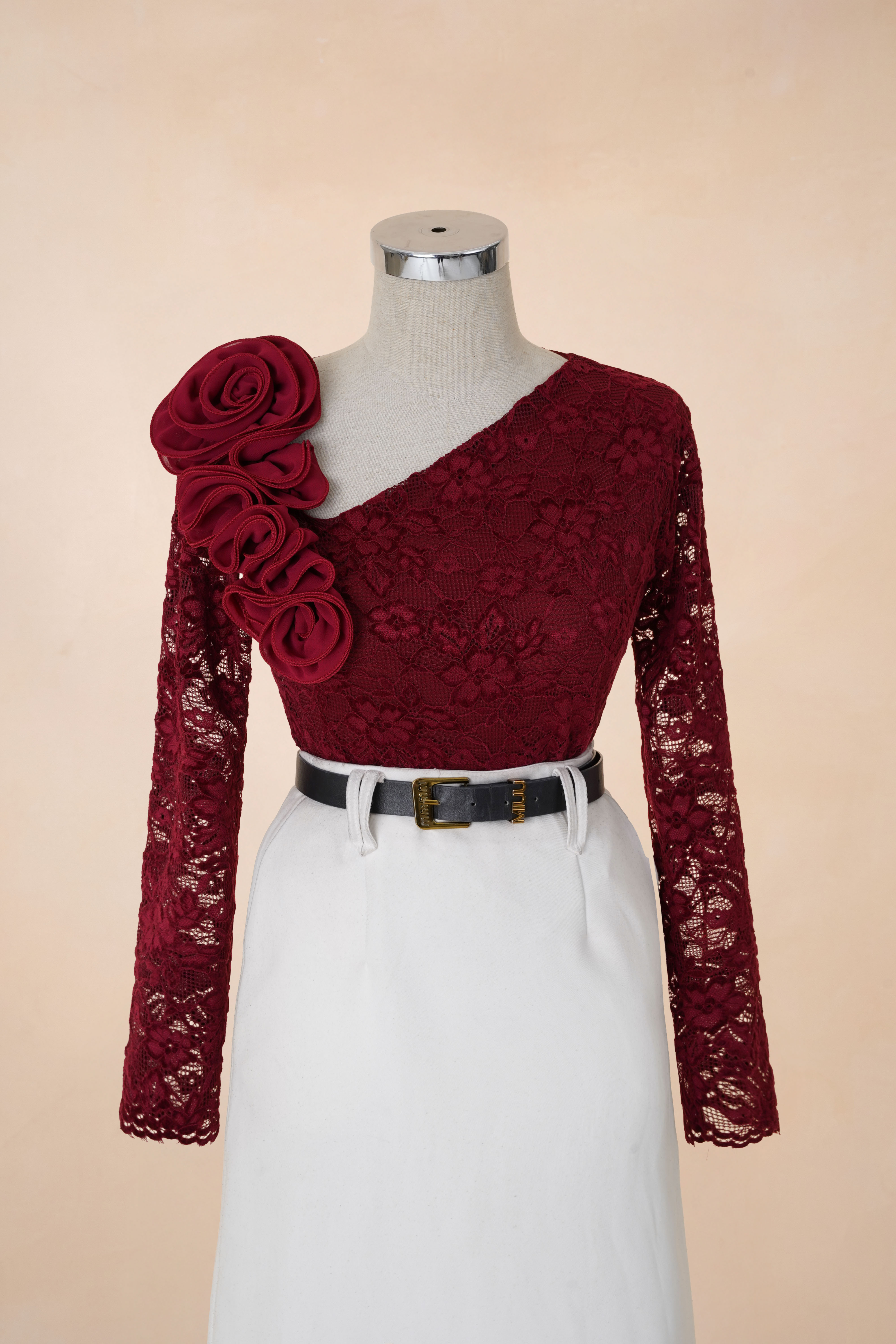 Áo Ren Cổ Lệch Hoa Vai