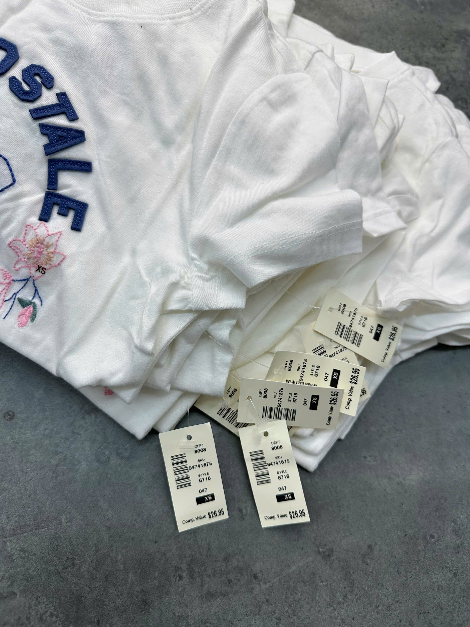 AT831 - Áo thun trắng Areo_thumbnail_6