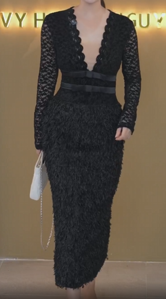 Đầm Bút Chì Lông Vũ Phối Ren Đính Nơ_thumbnail_3