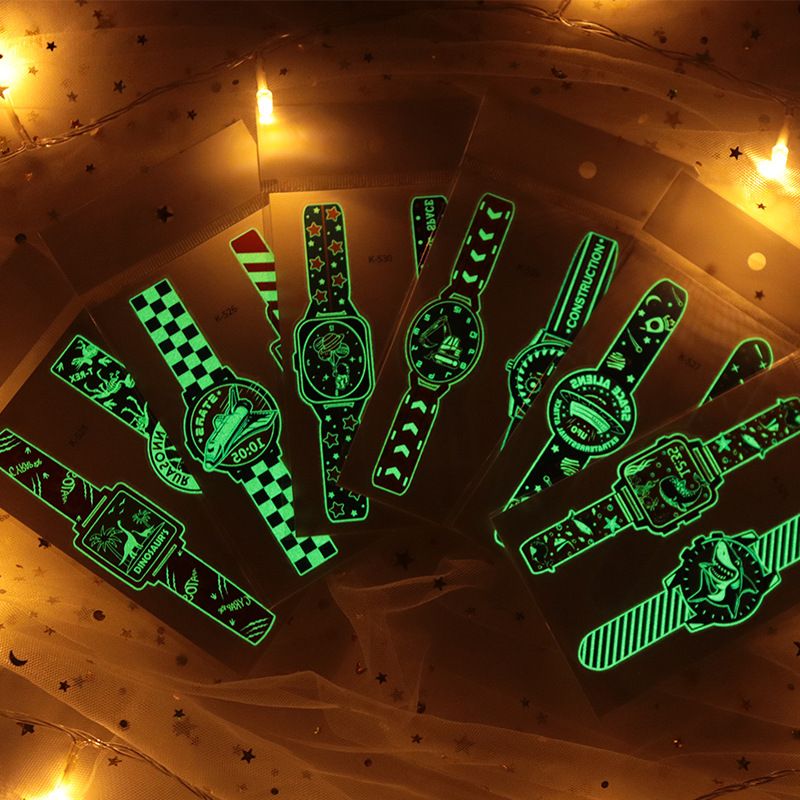 SET 4 ĐỒ CHƠI HÌNH DÁN ĐỒNG HỒ DẠ QUANG PHÁT SÁNG_thumbnail_1