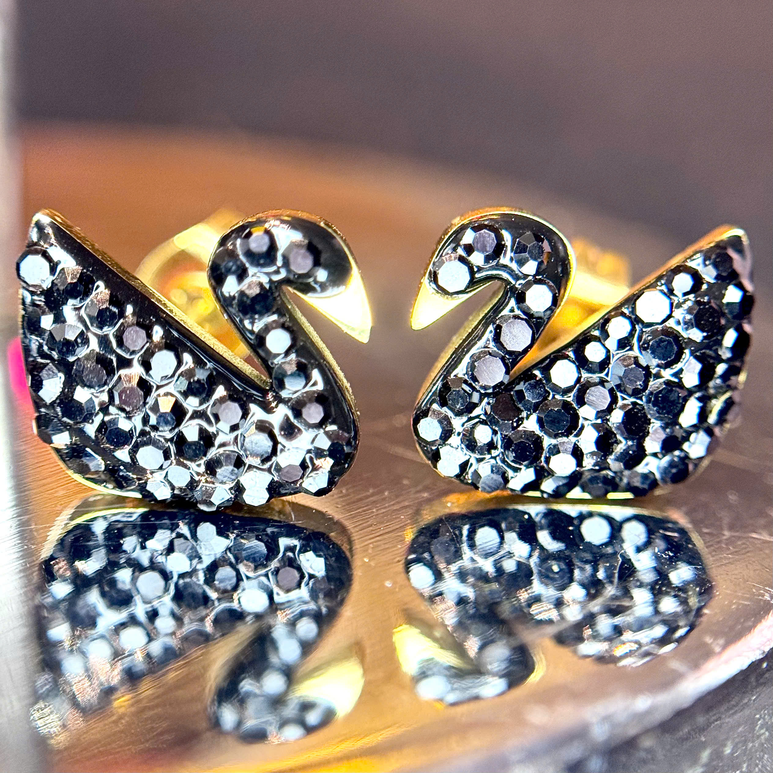 Khuyên kiểu cặp thiên nga đen_thumbnail_3