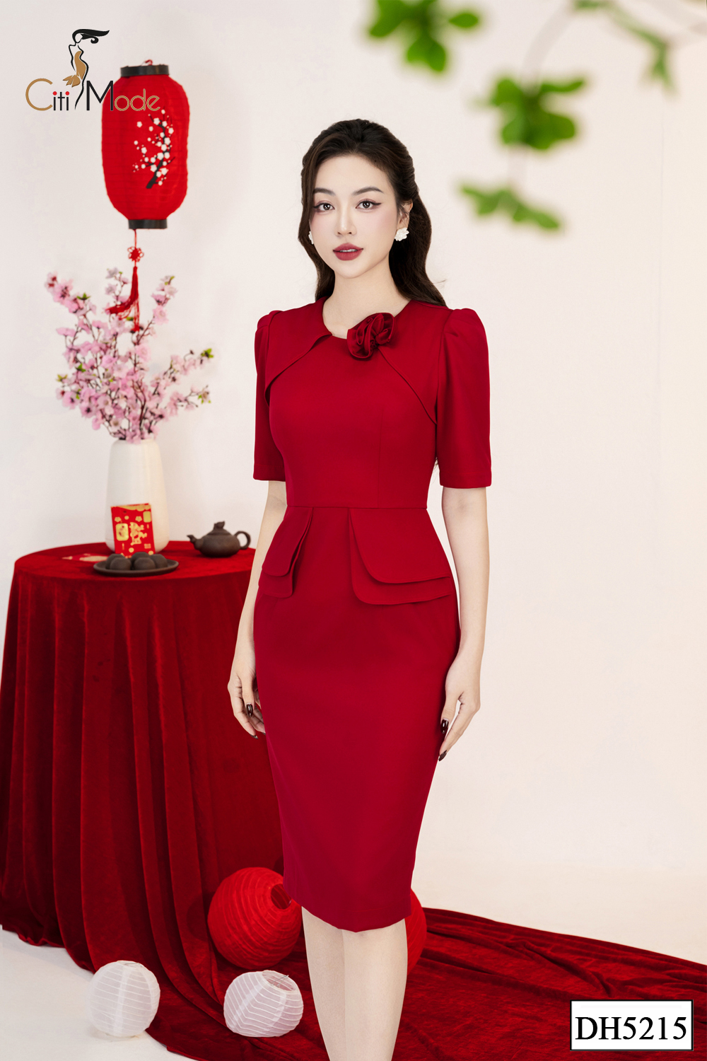 Đầm ôm peplum đỏ cổ đính hoa_thumbnail_0