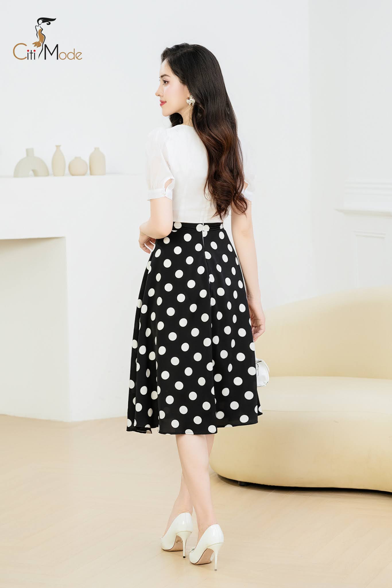Đầm xoè trắng, phối cv chấm bi đen_thumbnail_1