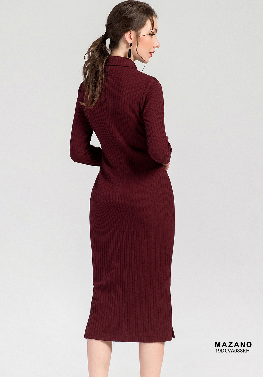 Đầm ôm đỏ cổ cách điệu cúc lệch_thumbnail_3