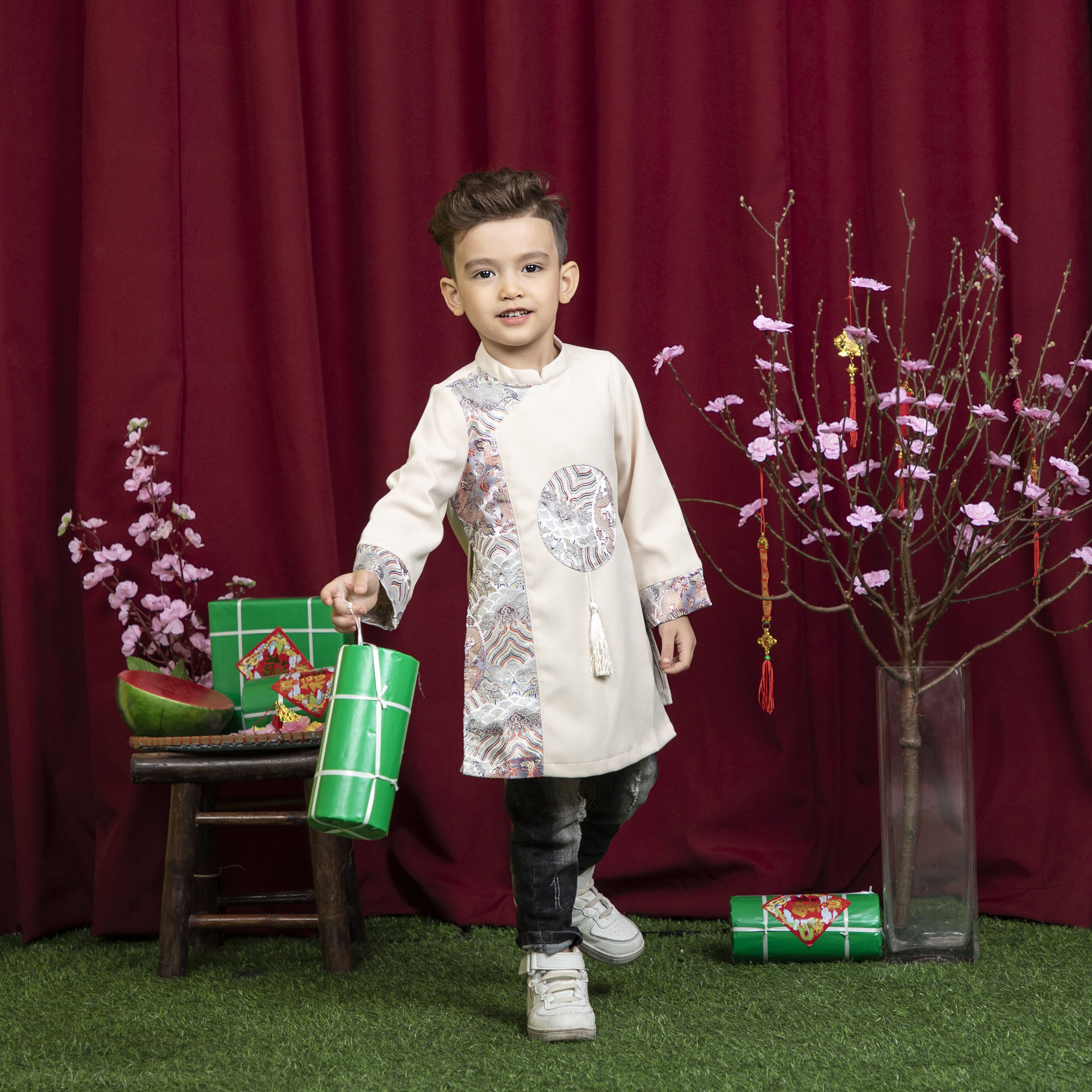 Áo dài bé trai cung đình_thumbnail_6